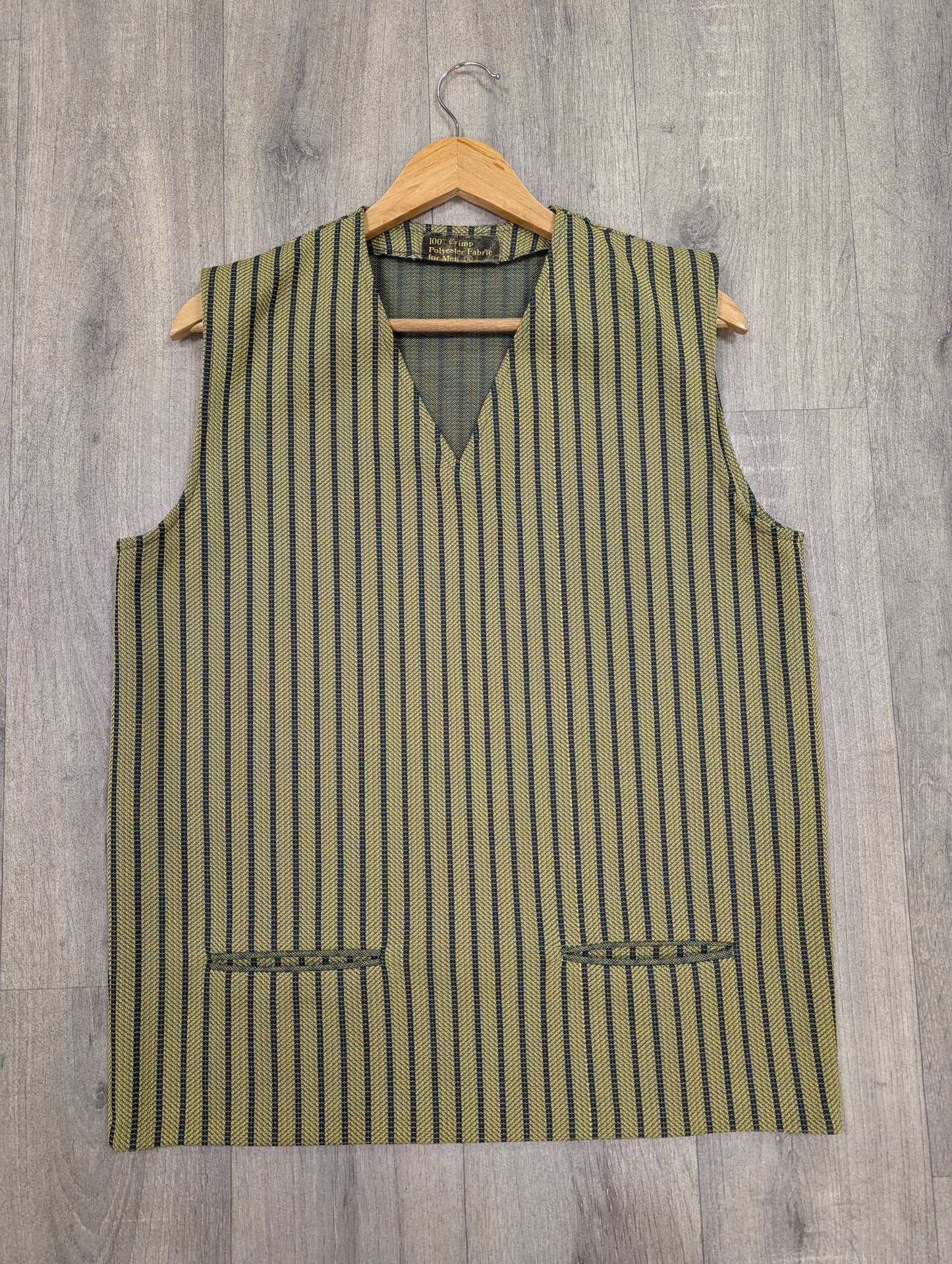 1960s men's crimplene vest