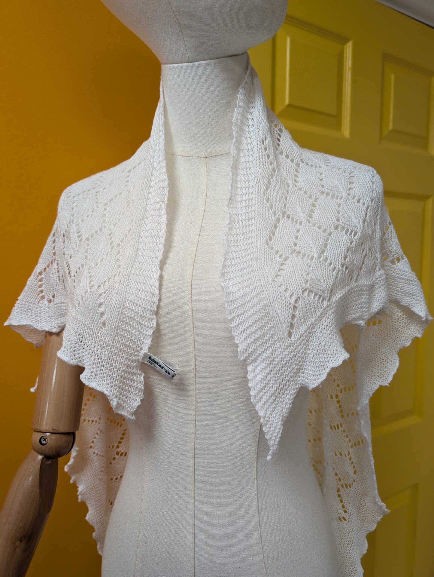 80s/90s Laura Ashley white cotton shawl/scarf