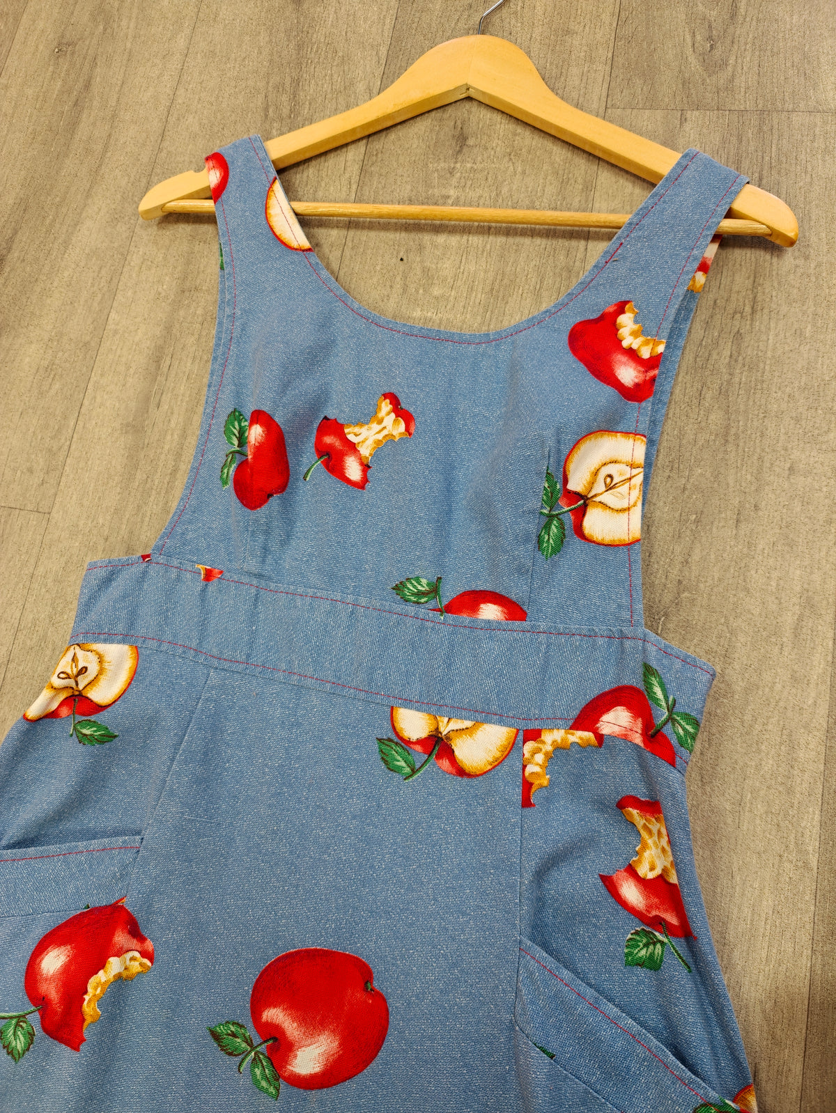 1970s Darling Hager apple print pinafore dress - M/12