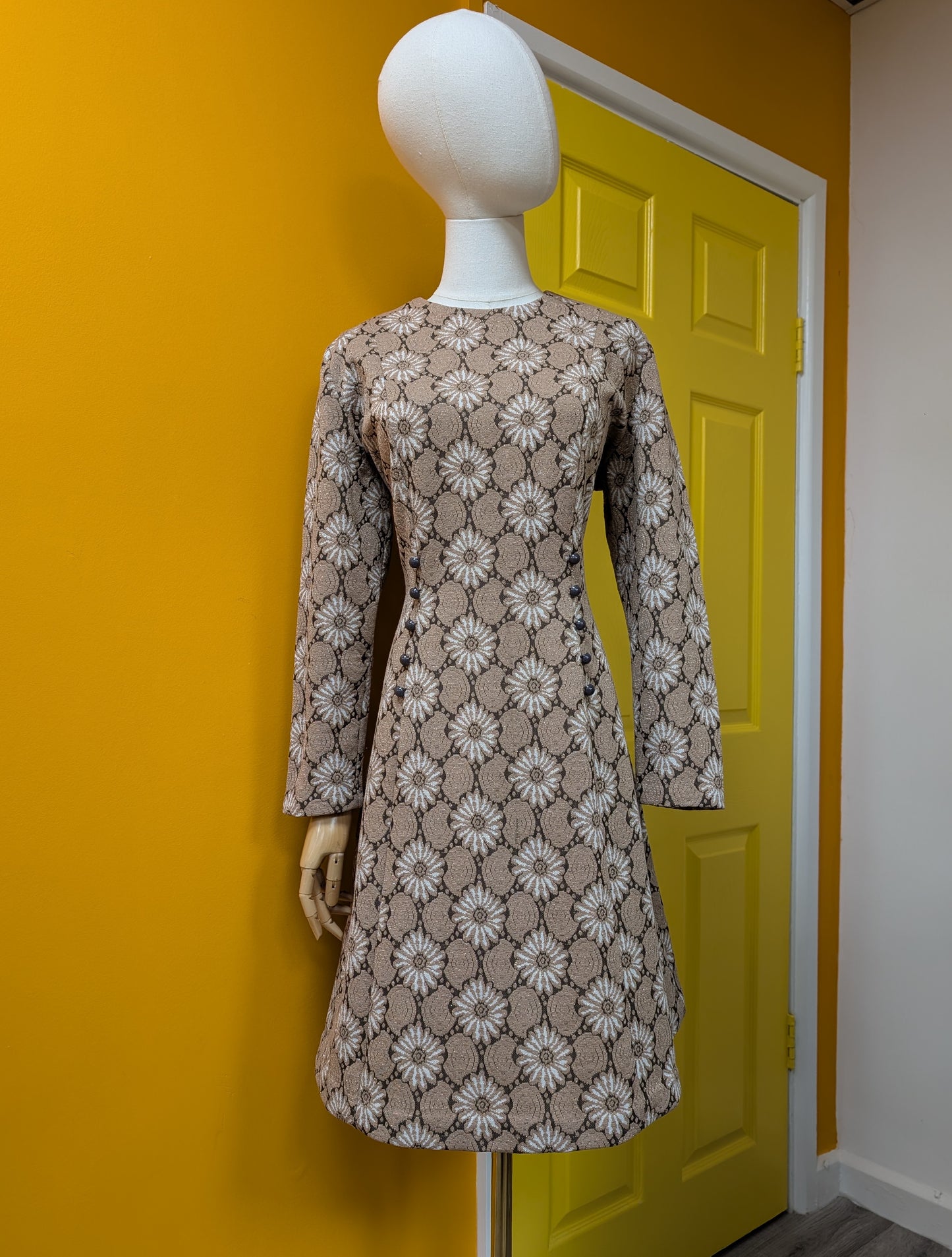 1960s gold crimplene dress - L/16