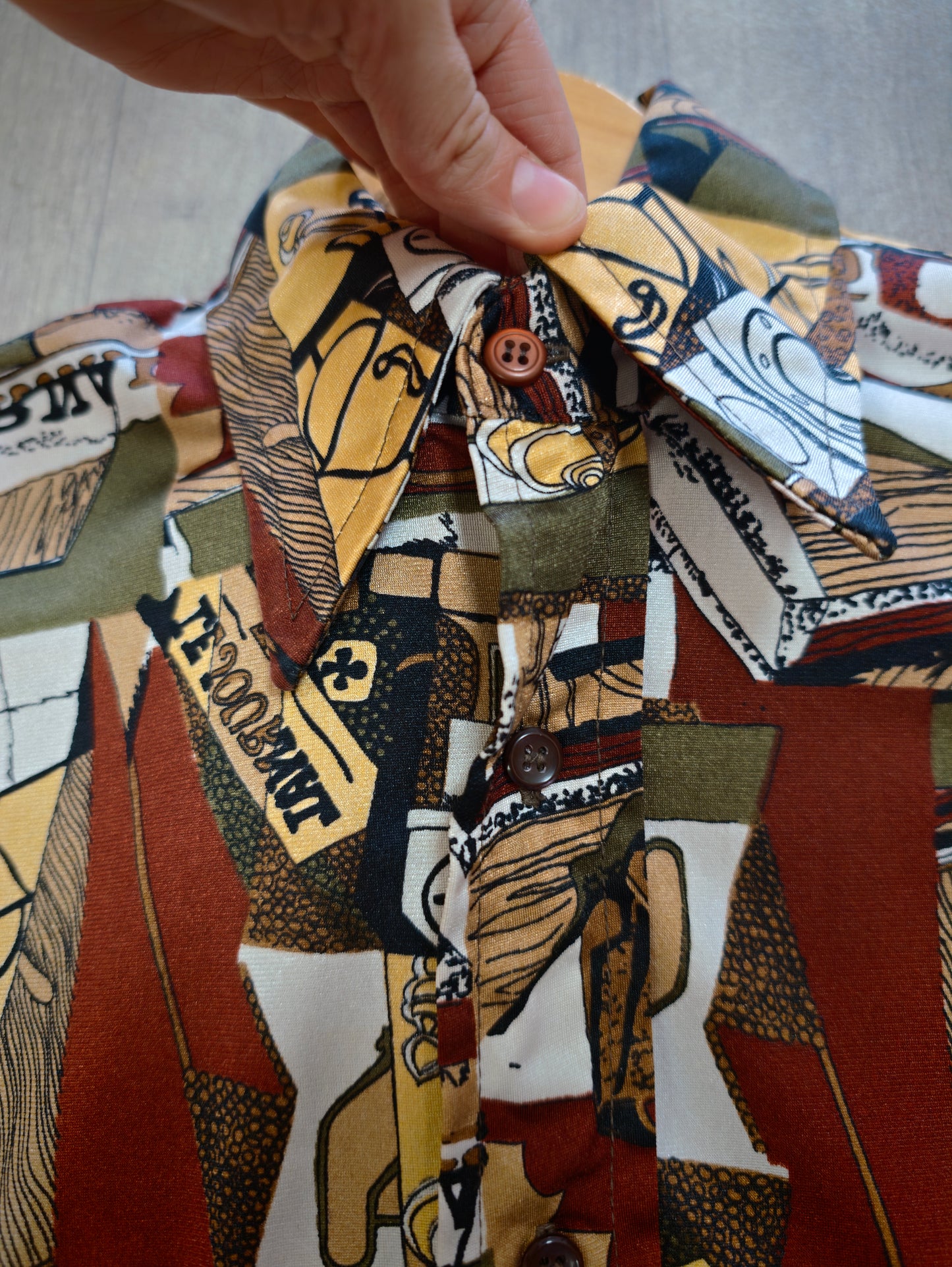 1970s Enrique Vera novelty print shirt
