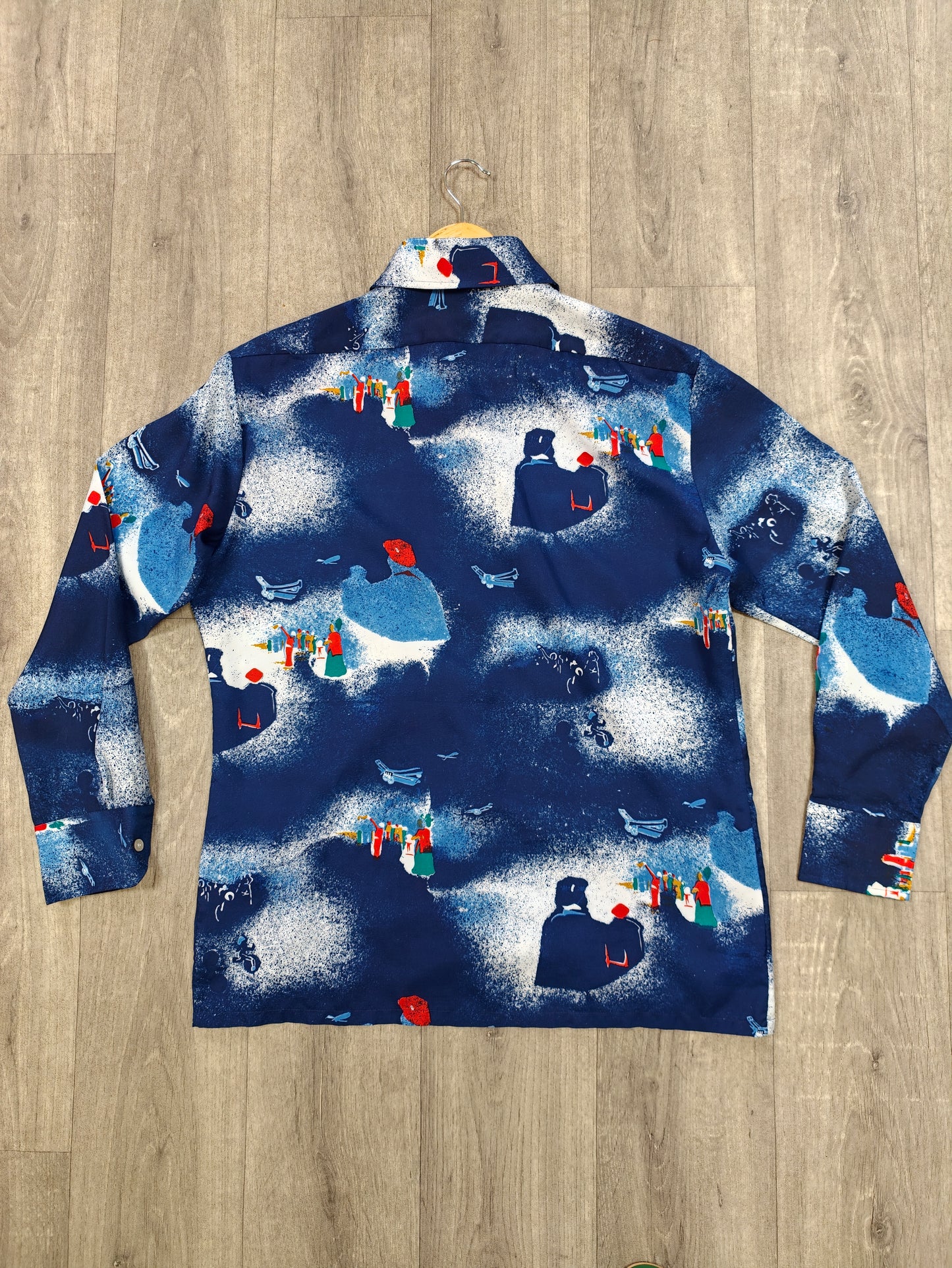 1970s Kmart novelty print dagger collar shirt