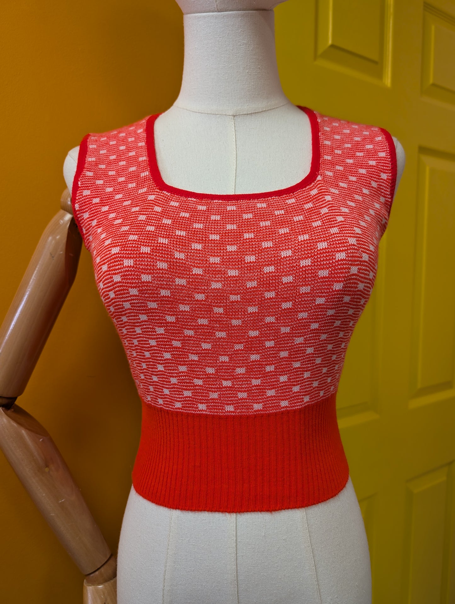 1970s red tank top/vest - XS/S