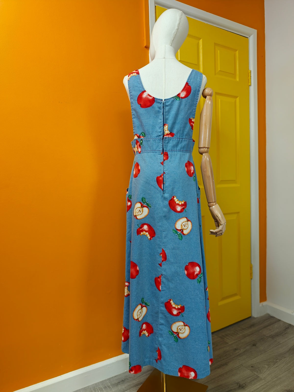 1970s Darling Hager apple print pinafore dress - M/12