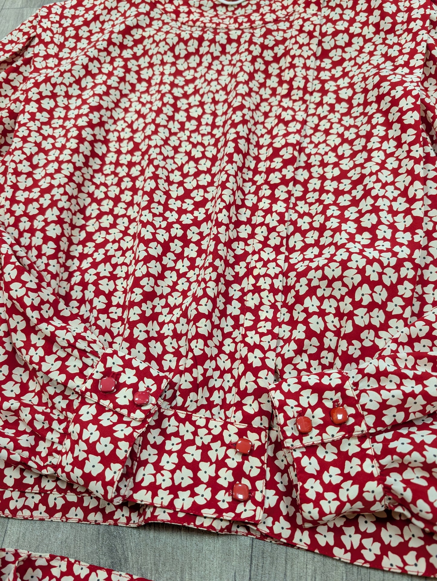 1980s Windsmoor red floral blouse with scarf - S/M