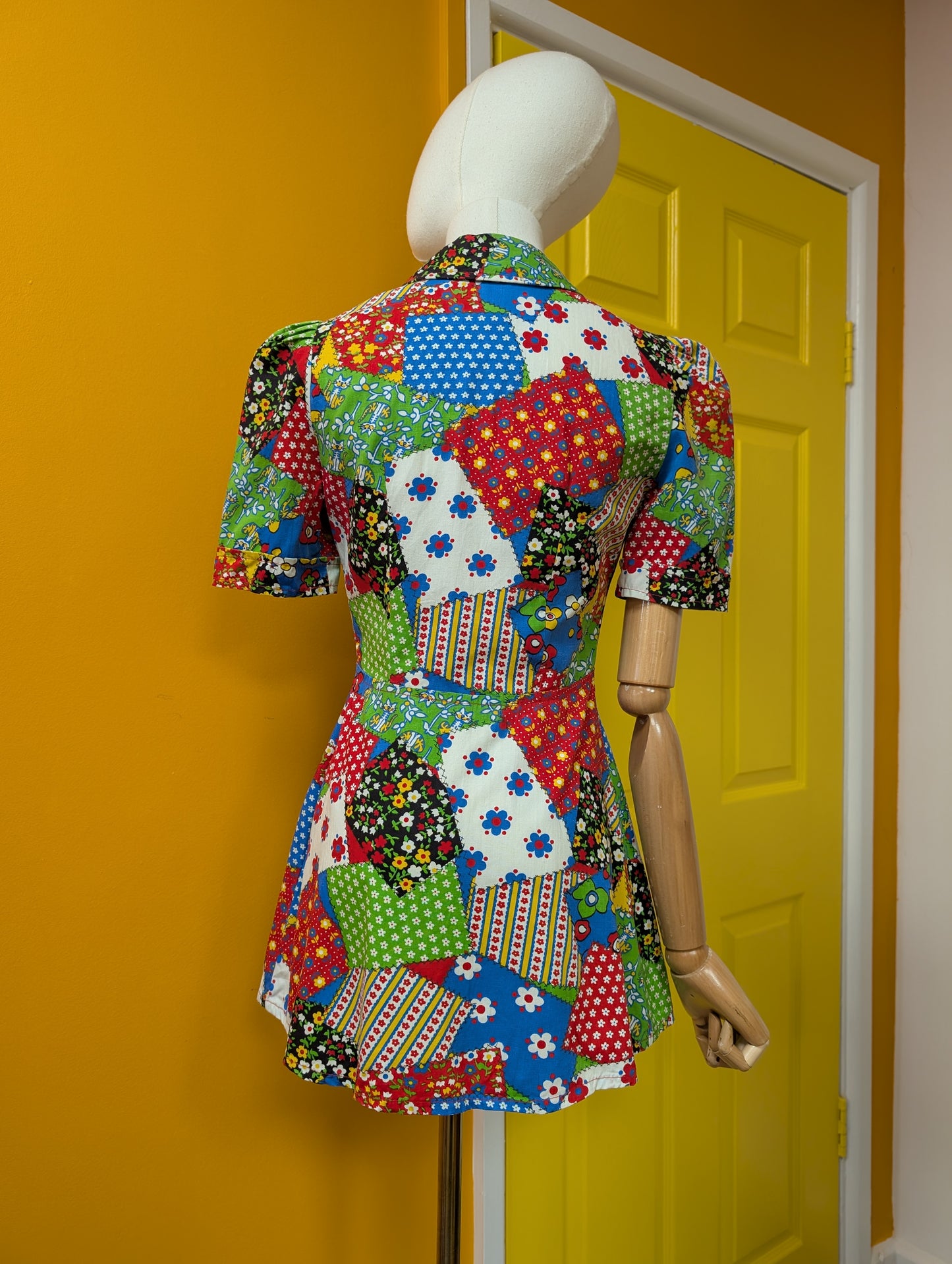 1970s Louis Caring novelty patchwork print - XS