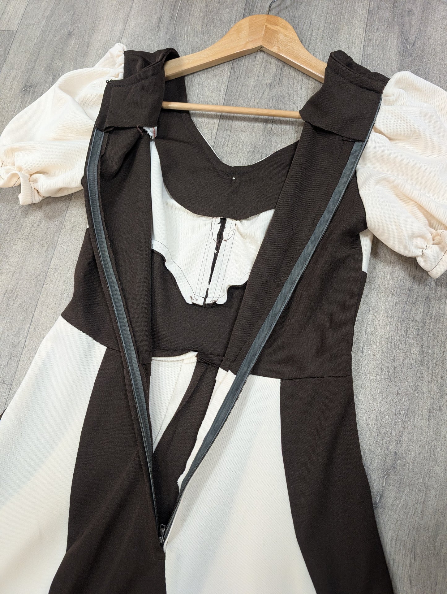 1970s brown & white swirl maxi dress - S/8