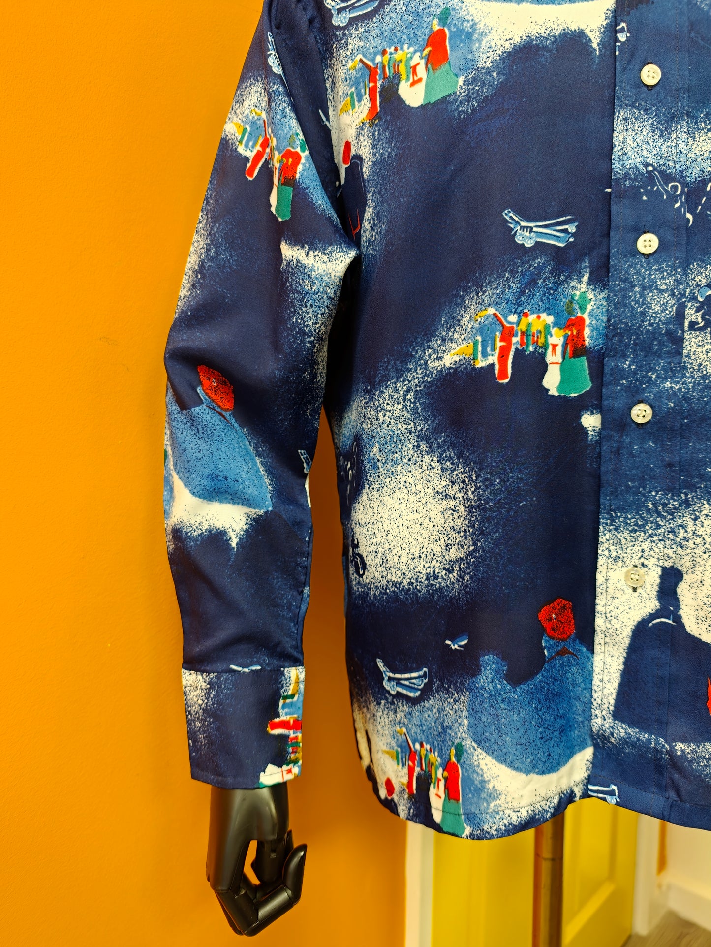 1970s Kmart novelty print dagger collar shirt
