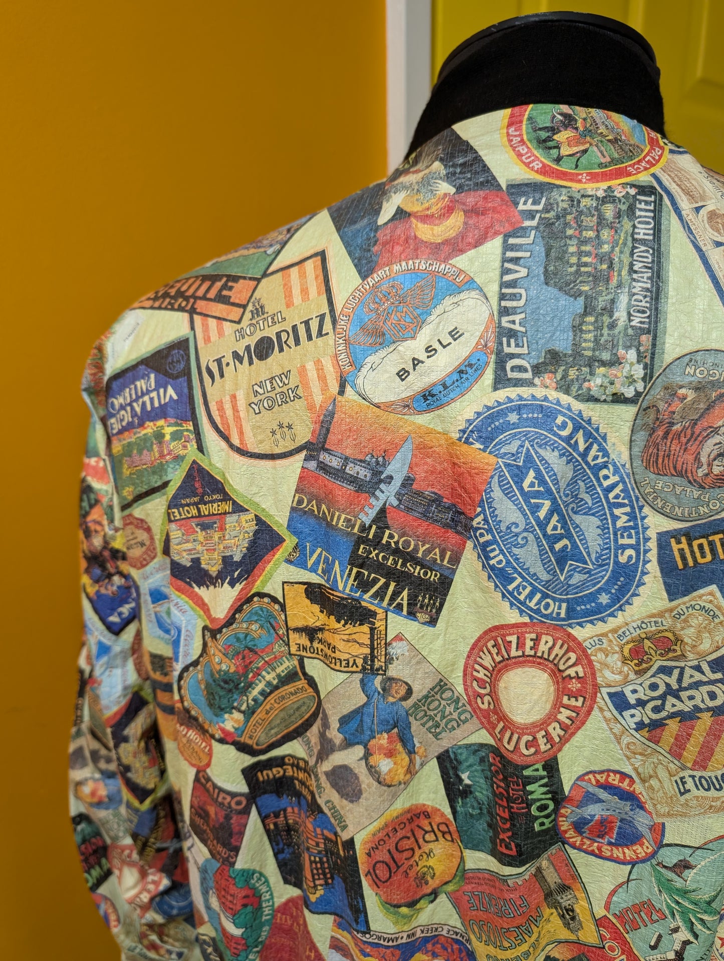 80s/90s Globe Traveller novelty print Tyvek jacket