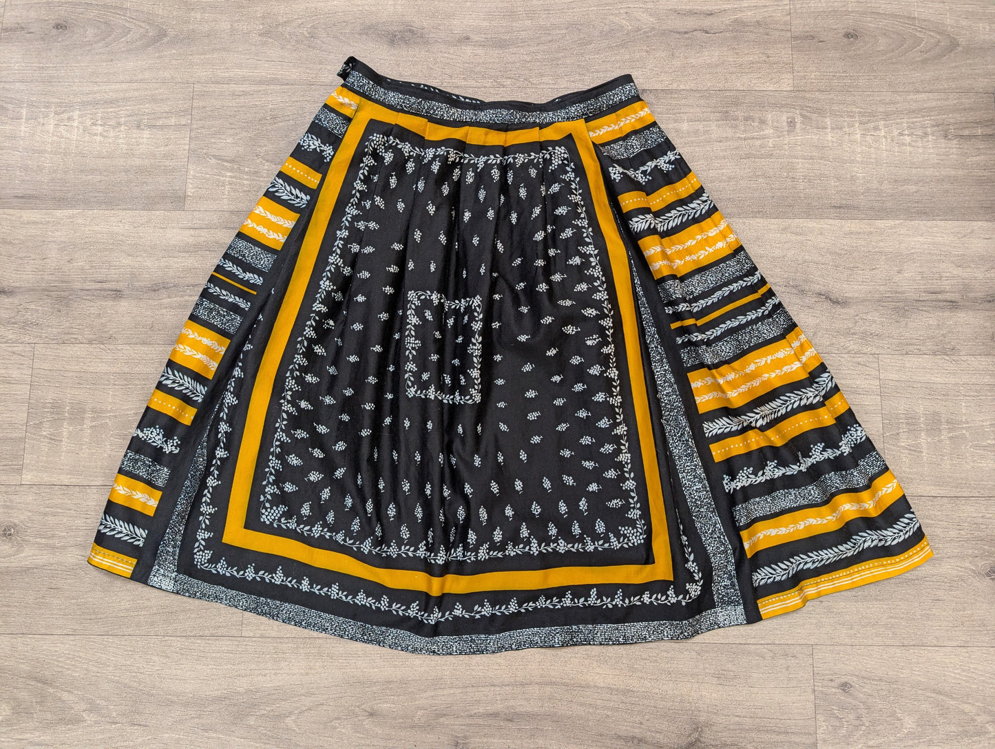 Cotton skirt - 30" waist