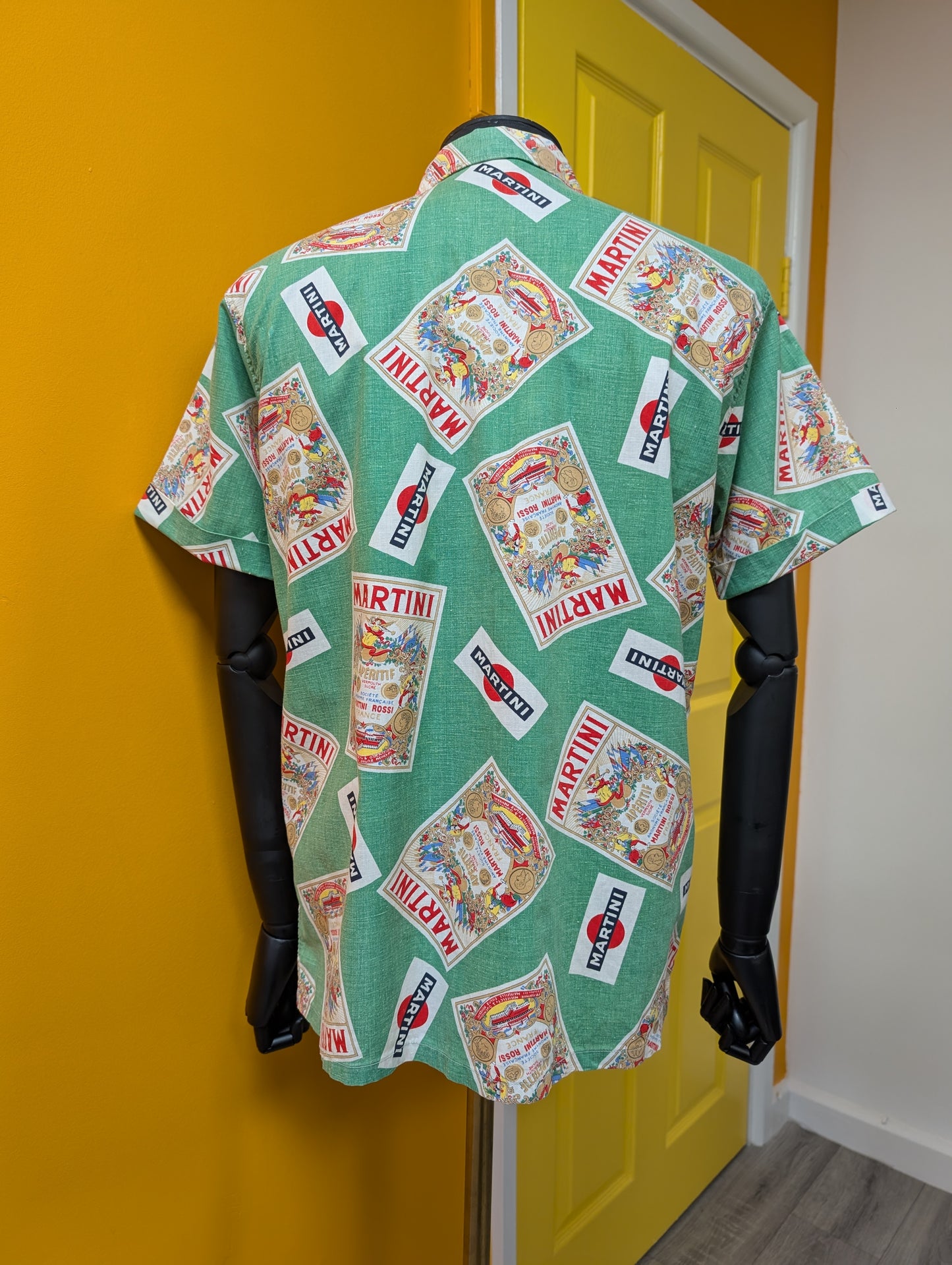 1950s Martini novelty print shirt