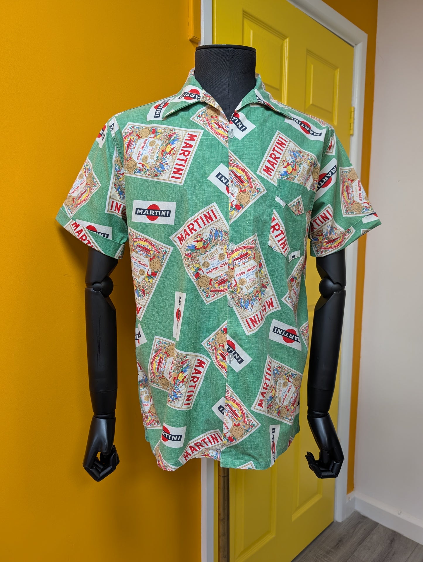 1950s Martini novelty print shirt