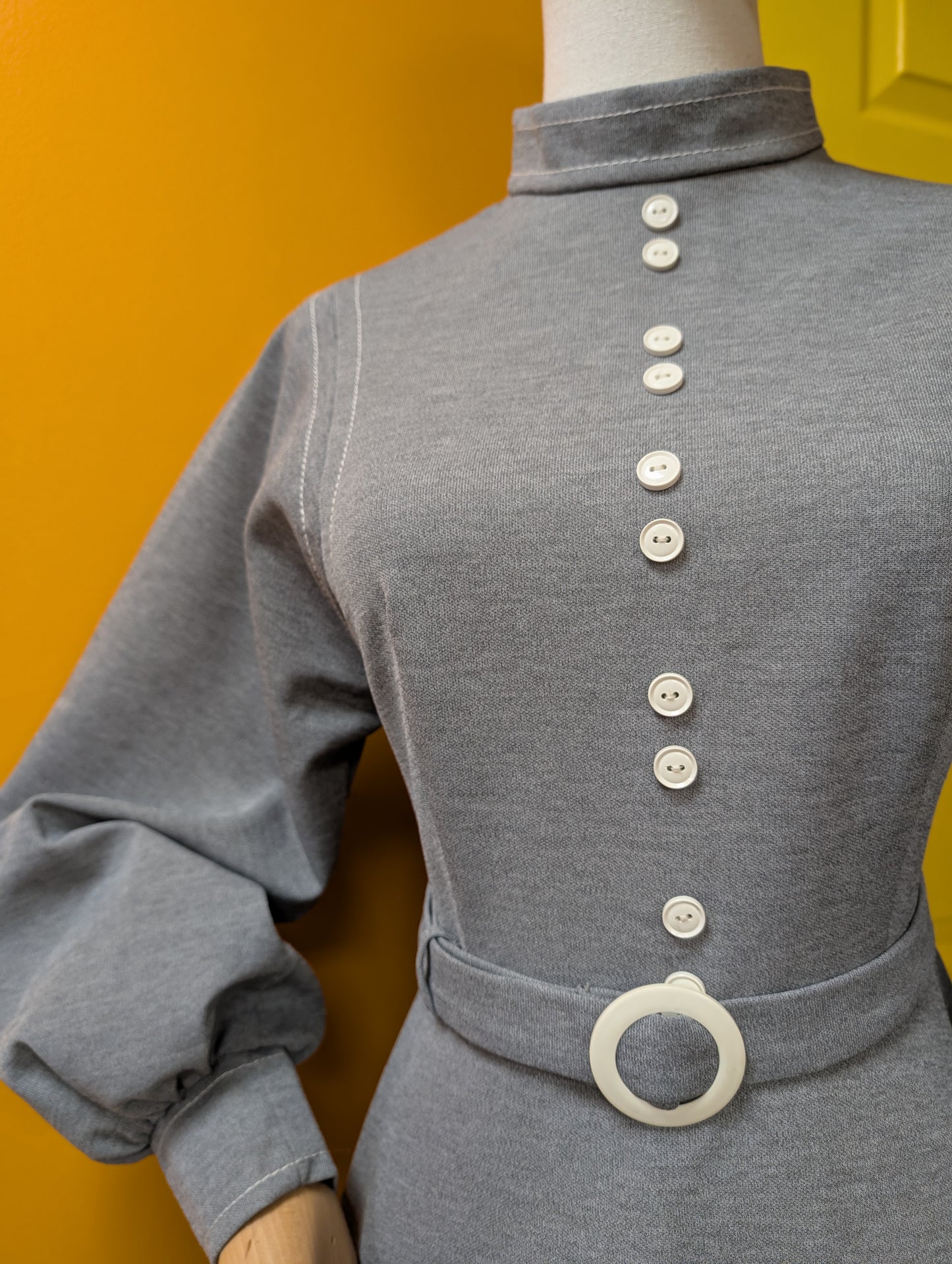 60s/70s grey dress & belt - S/8/10