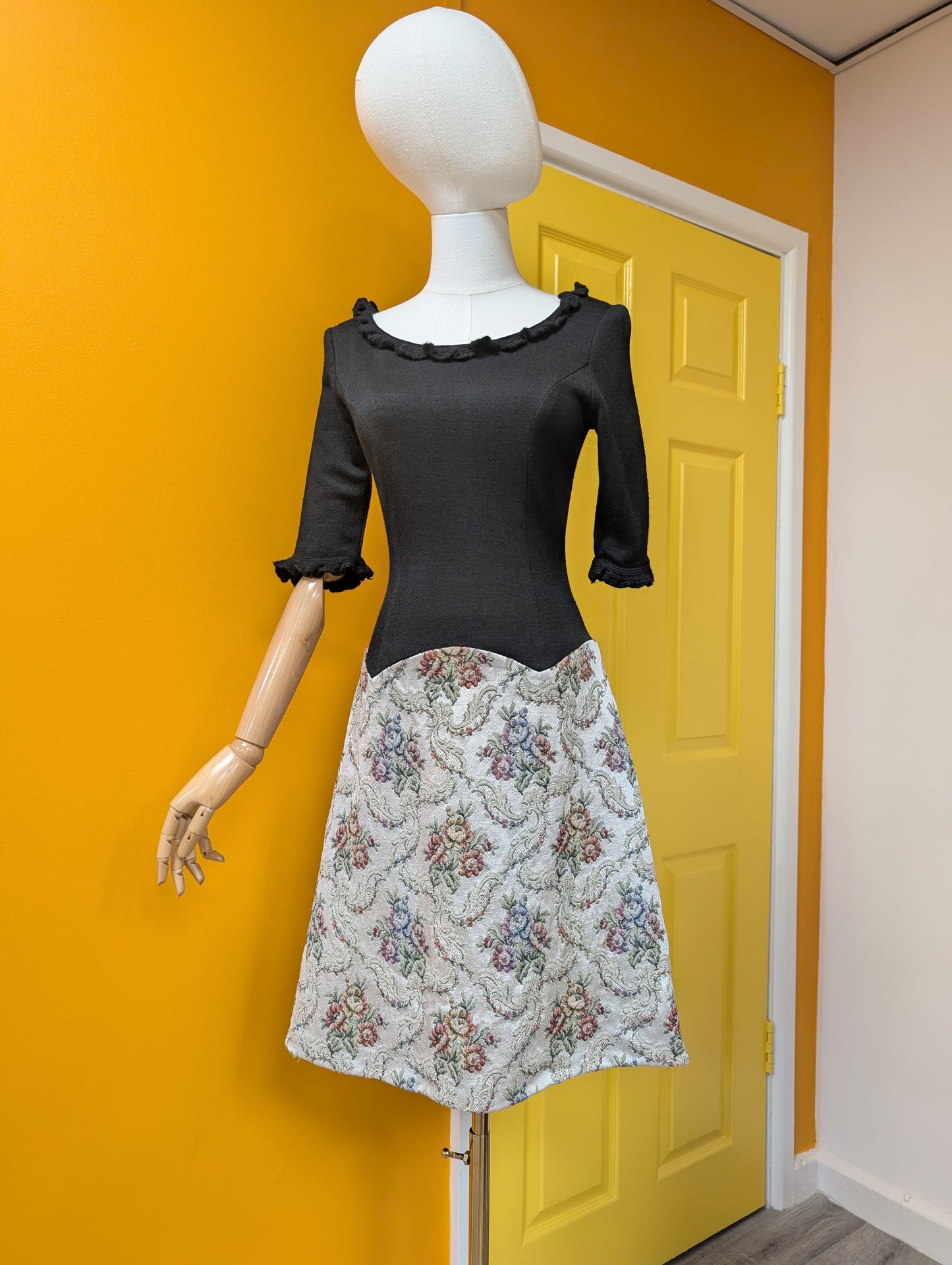 1960s dress with tapestry skirt - XS/6
