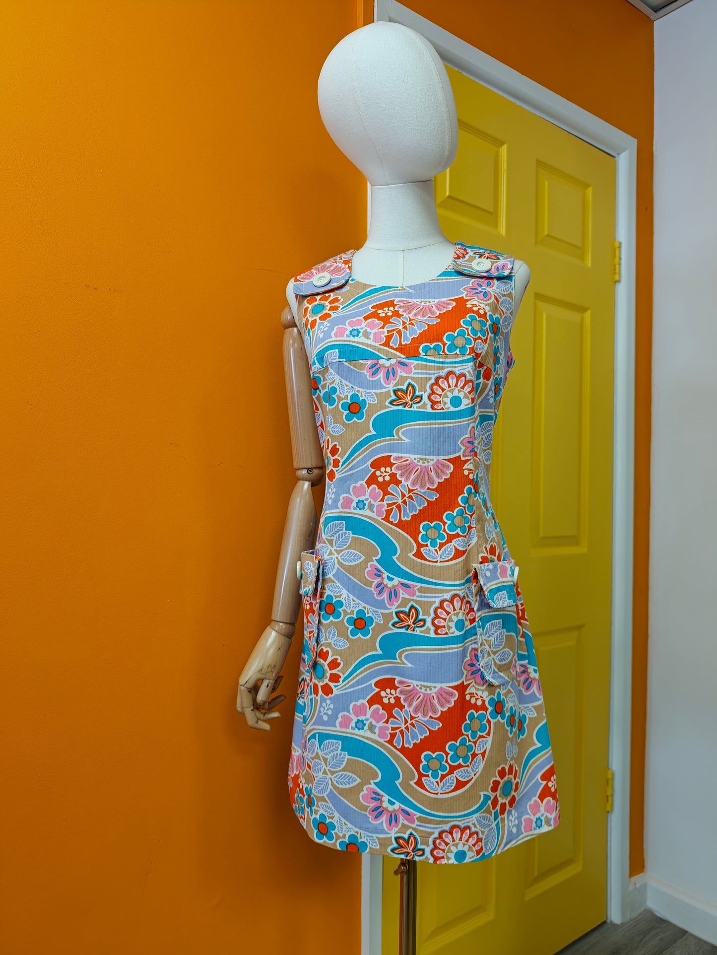 1960s Courreges Cote d'Argent psychedelic cotton mini dress - M/12