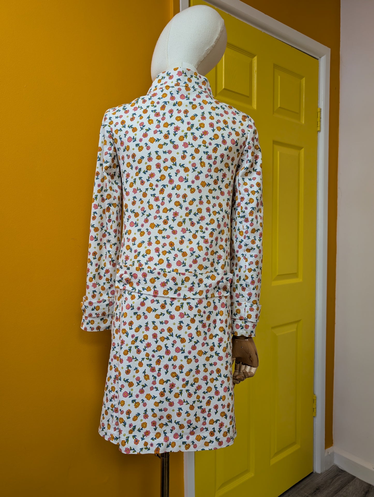 1960s Wallis floral cotton coat - XS
