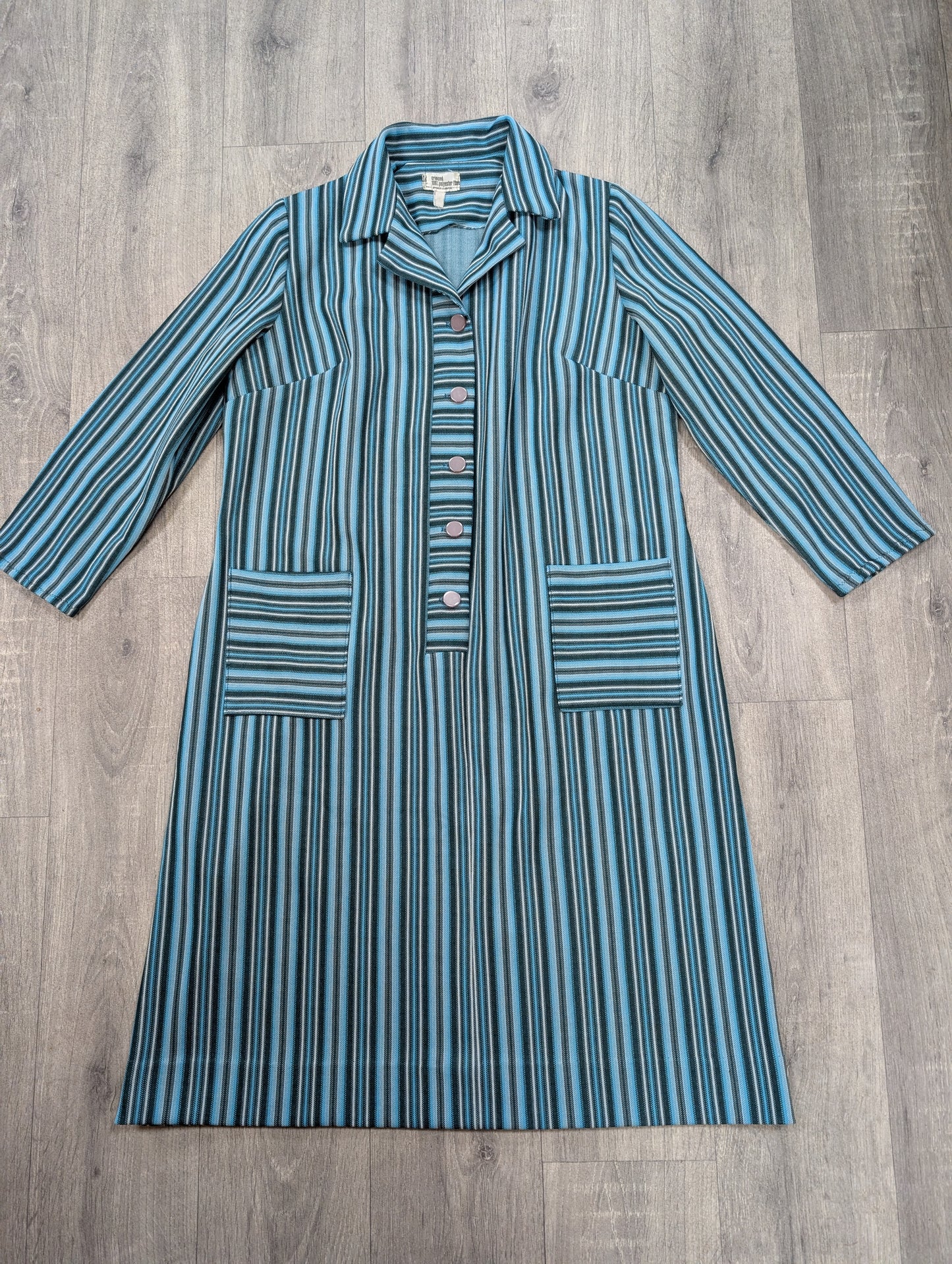 1960s striped crimplene dress - L/18