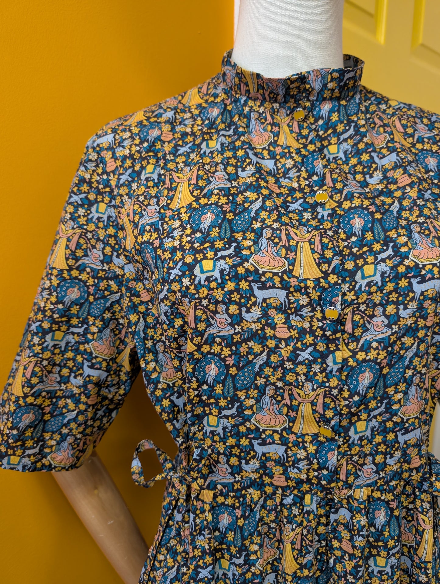Liberty 'Dancing Ladies' print dress - M/L