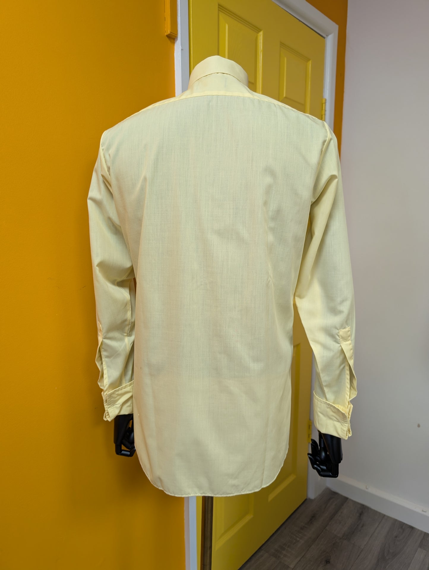 1970s Rocola yellow ruffle front double cuff shirt