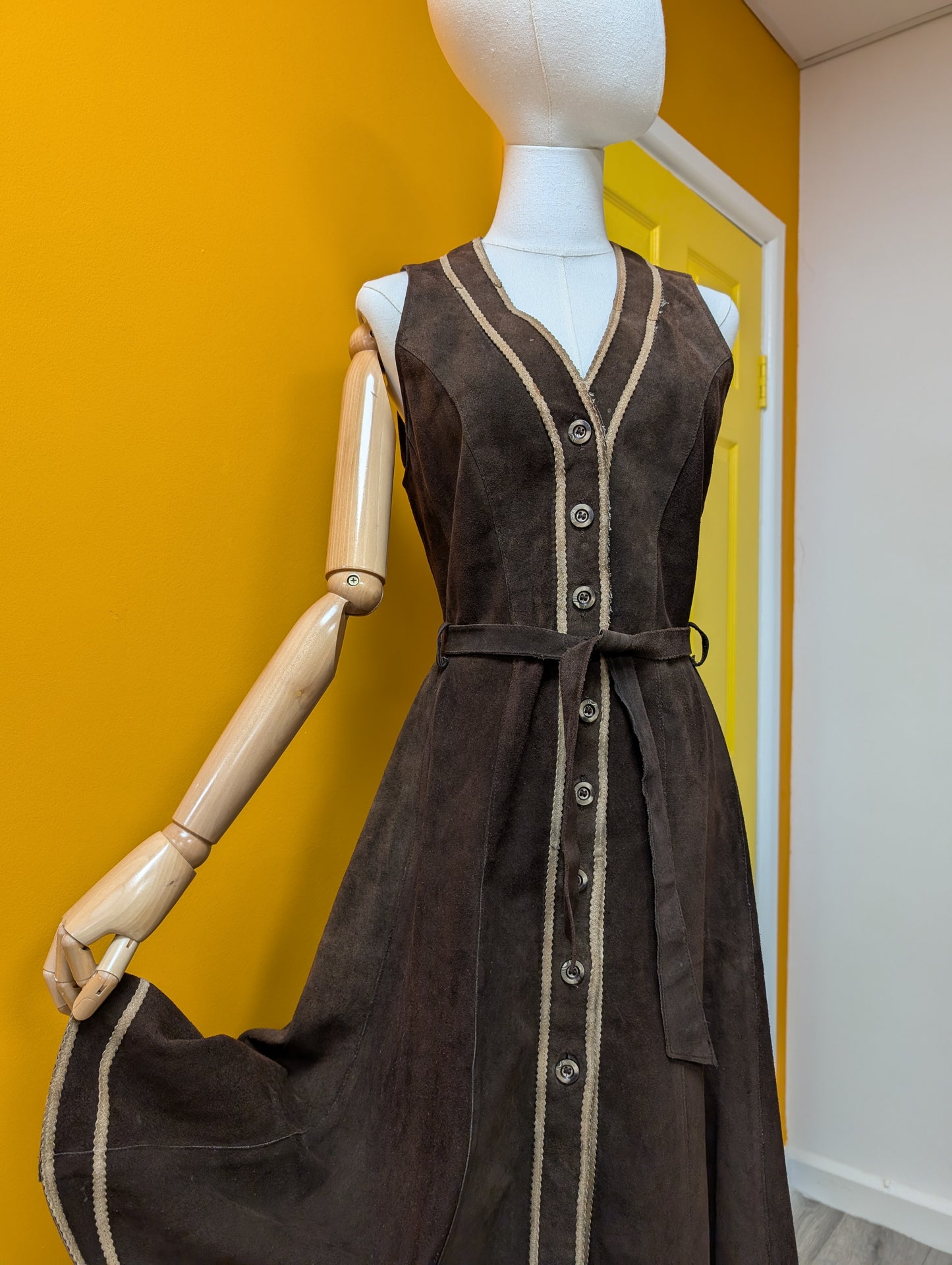 1970s Suede and Leathercraft dress - Size 8/10