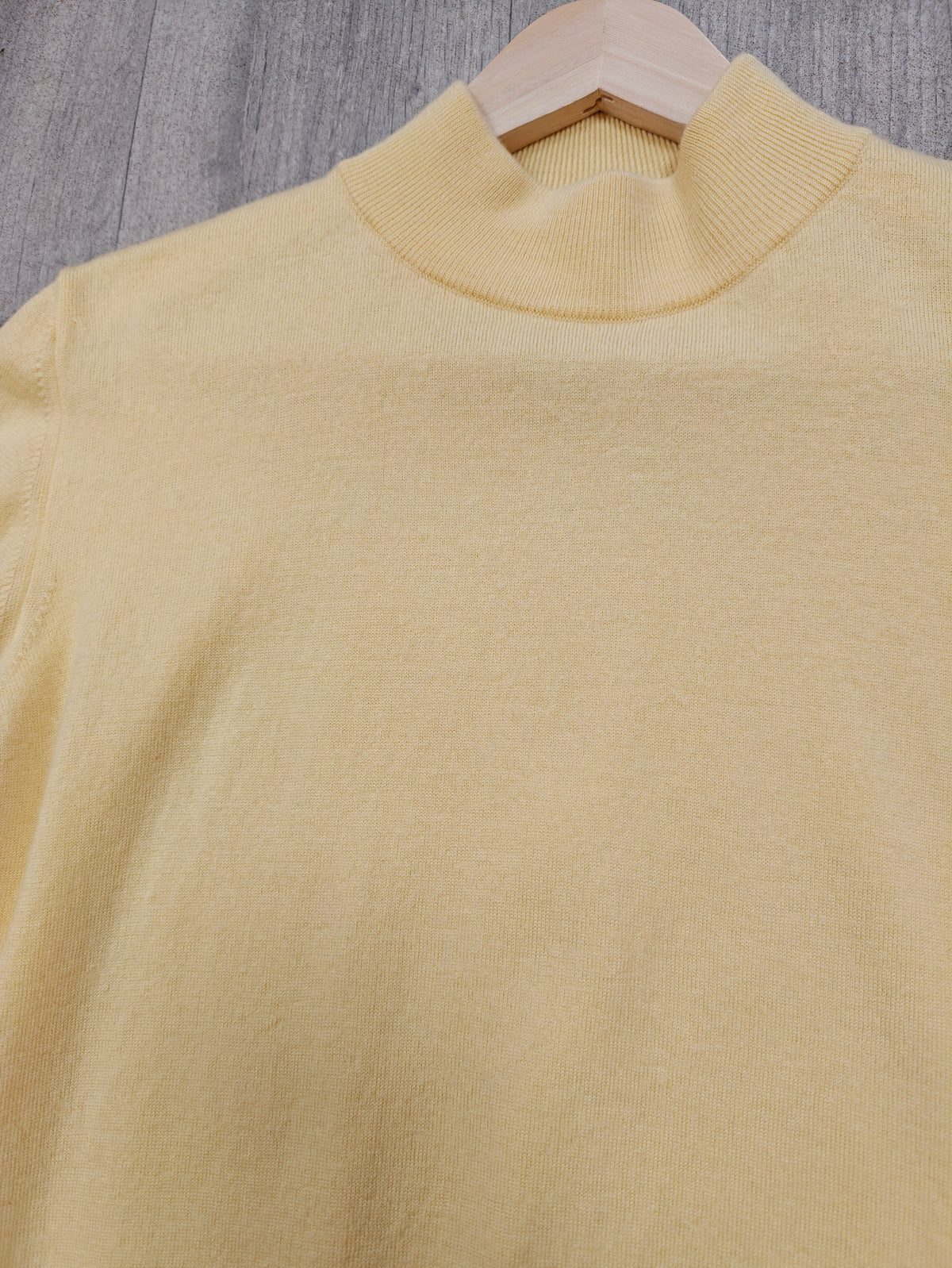 1990s Glenbrae pale yellow wool jumper