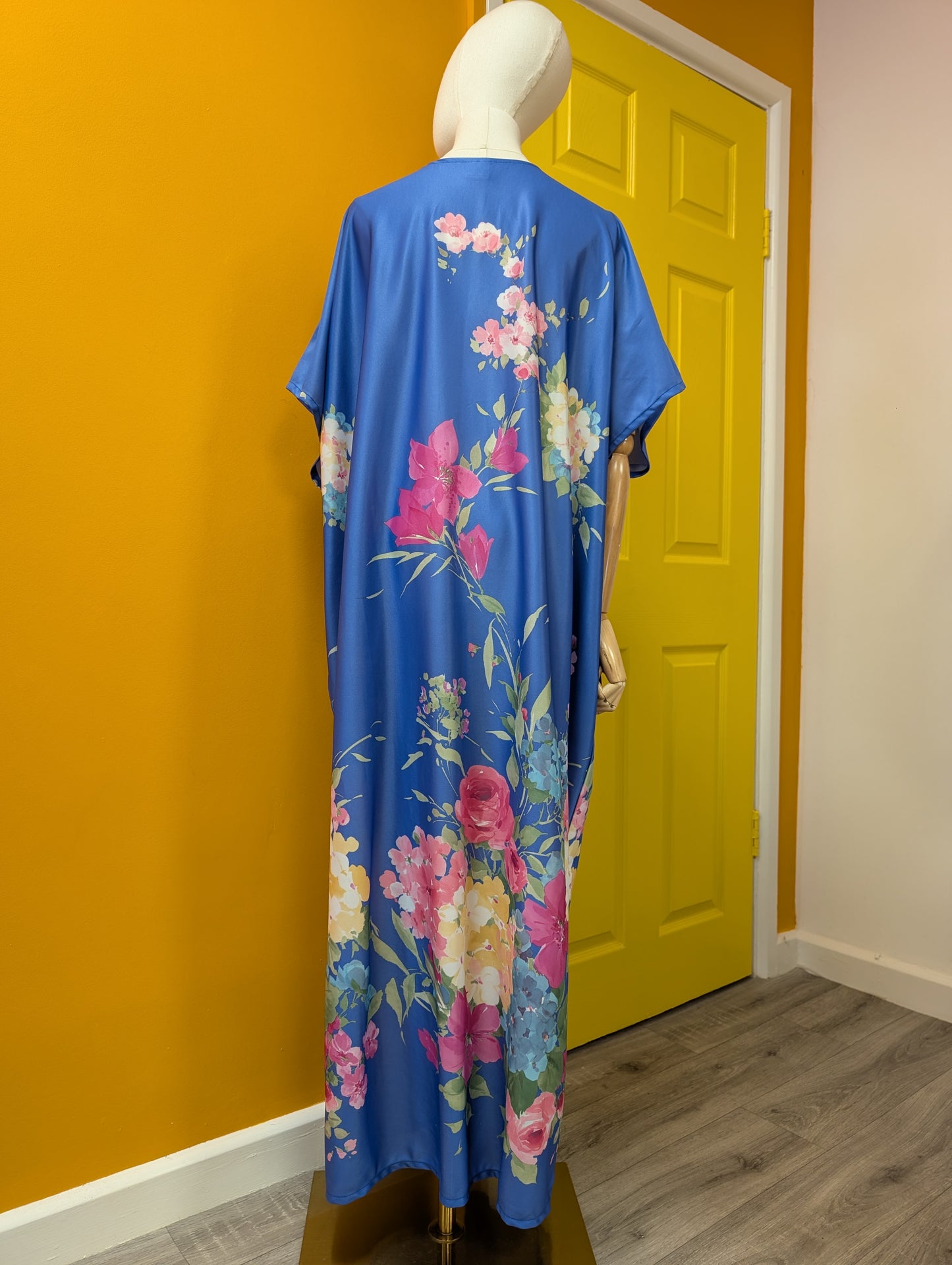 1980s floral kaftan dress
