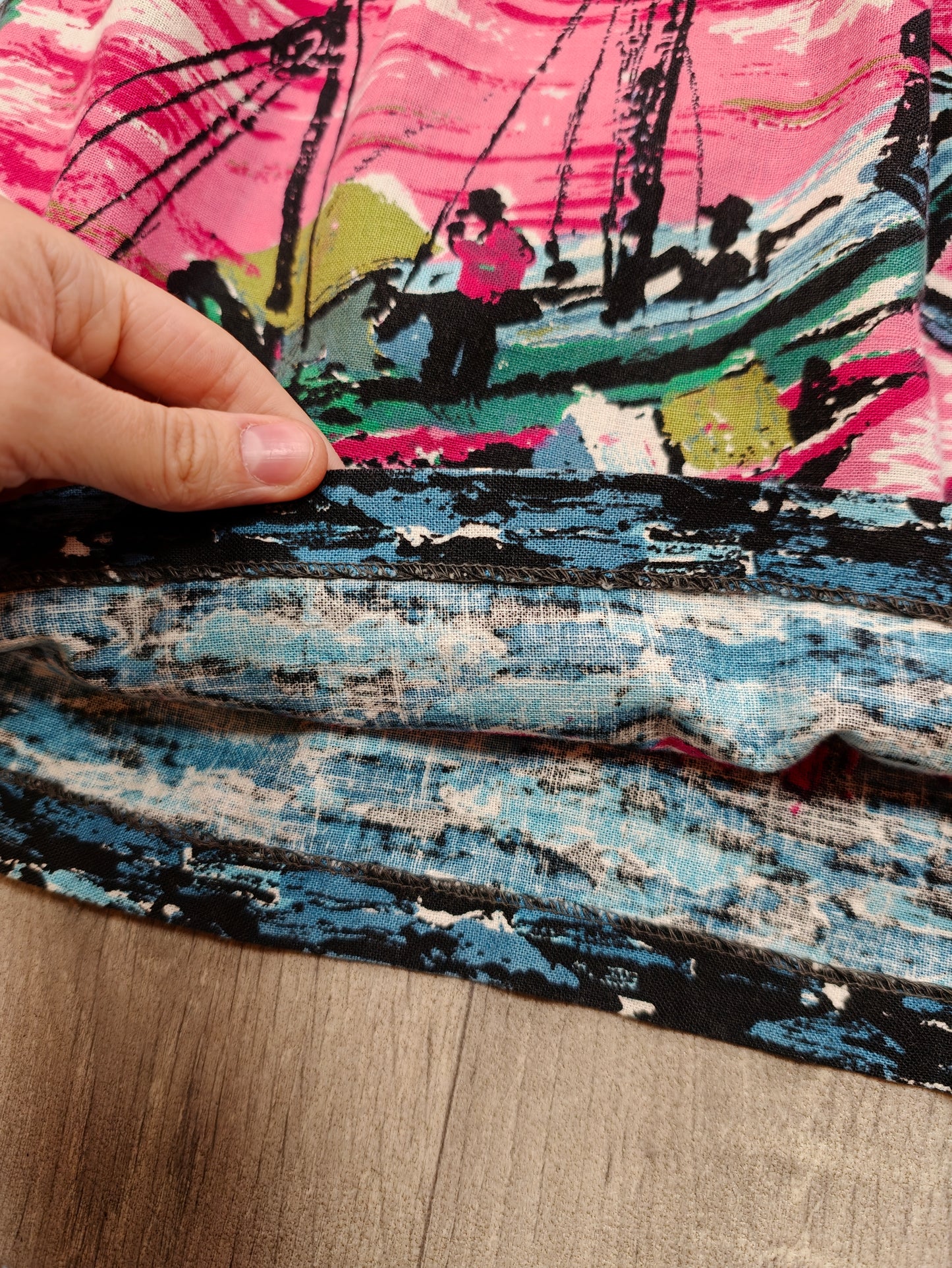 1950s Susan Barry novelty scenic print skirt