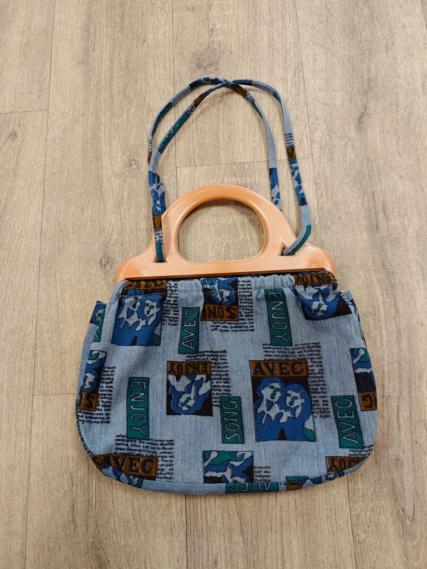 1970s blue novelty print handbag
