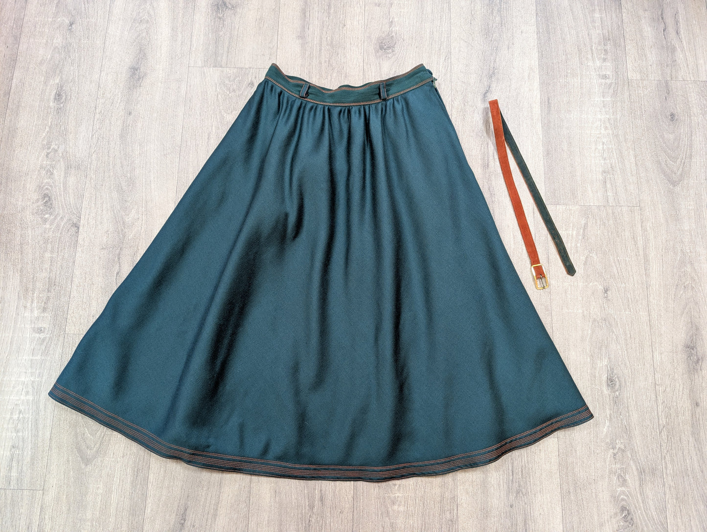 1970s Jean & Martin Pallant green wool suit - XS/S/6/8