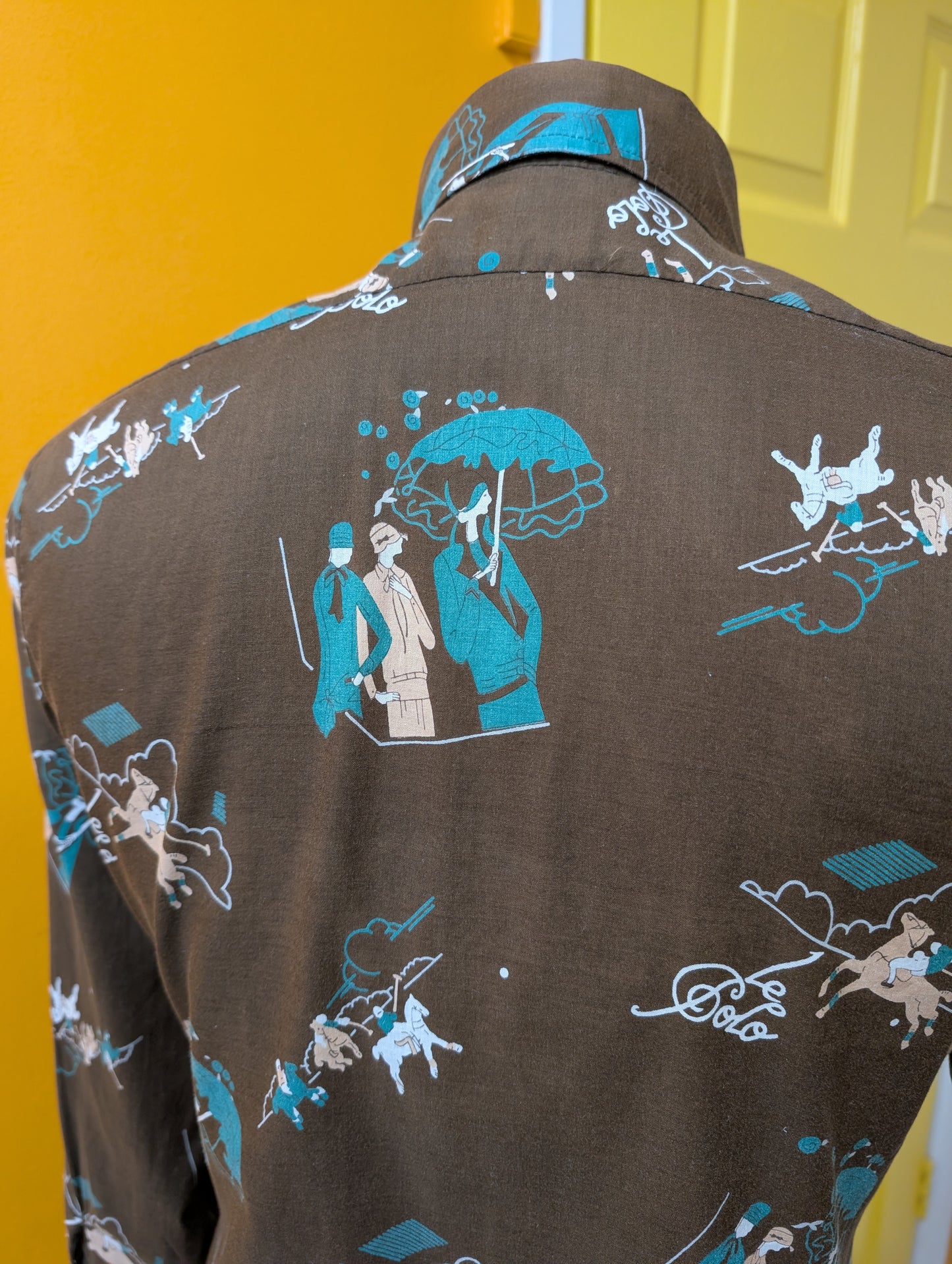 1970s Jonathan cotton Art Deco polo novelty print shirt
