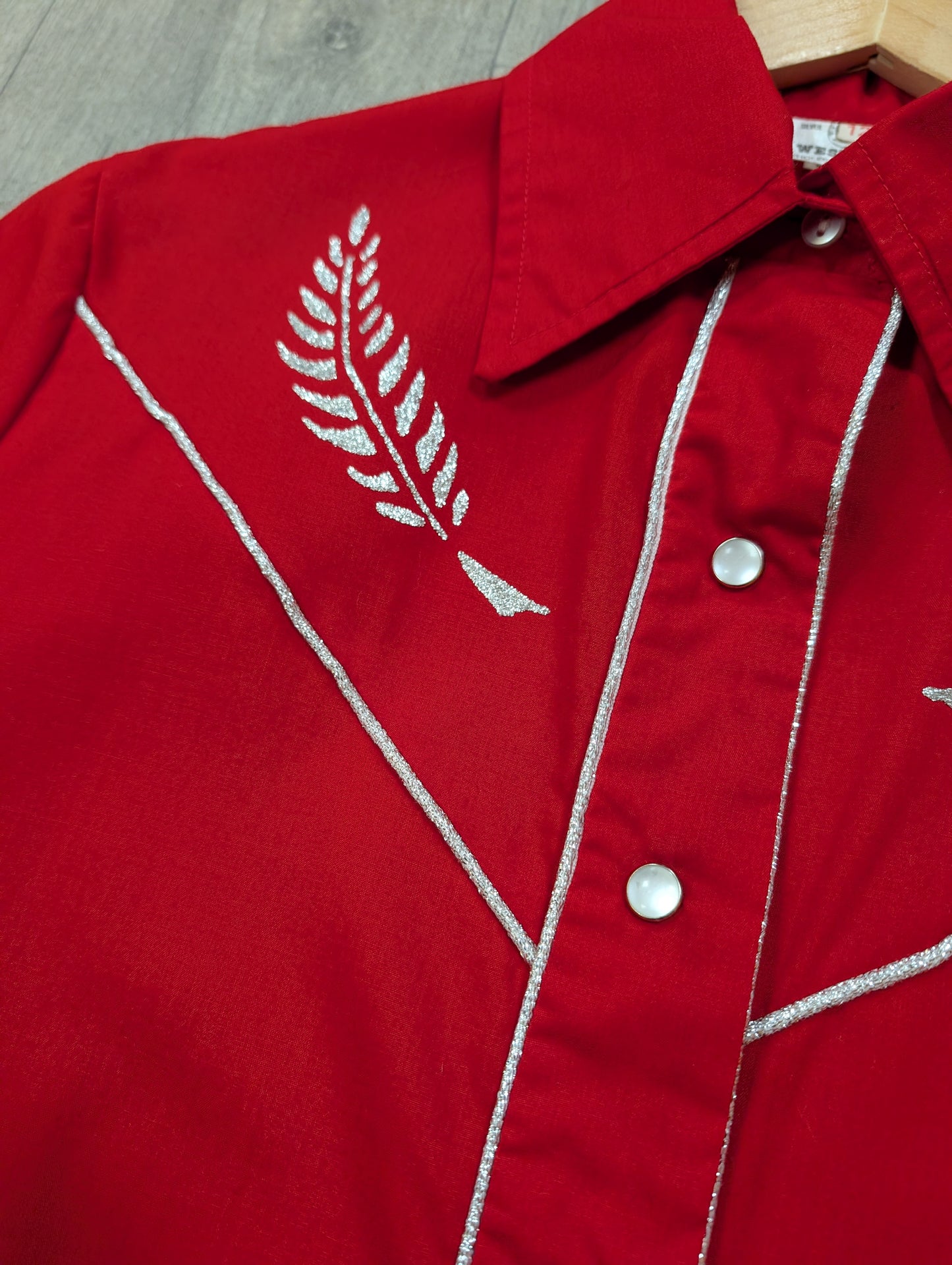 1970s red & silver western shirt - S/M