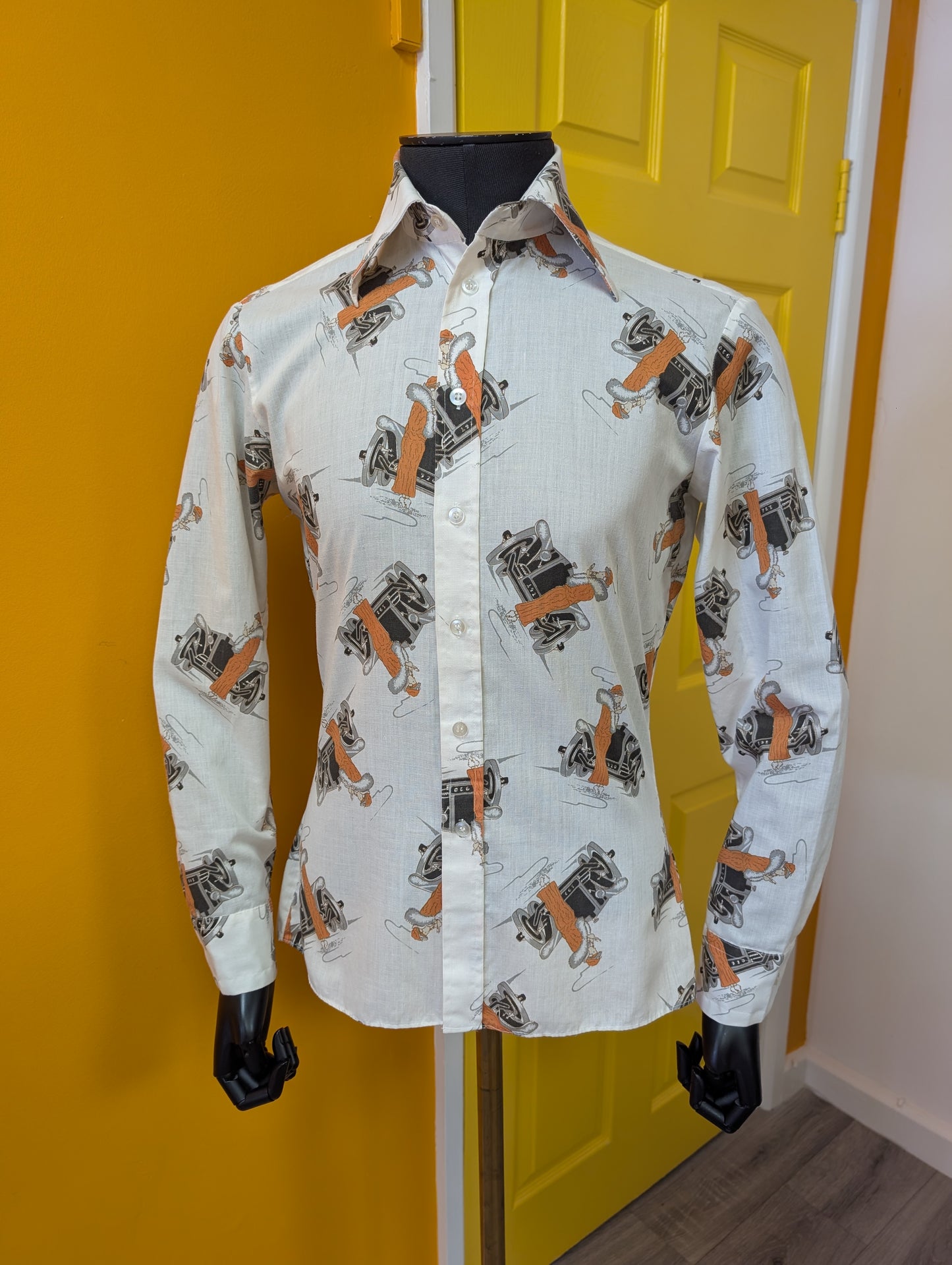 1970s Dickens novelty Art Deco print shirt