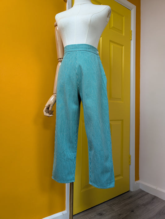 1980s does 1950s Daddy O striped pedal pushers - 26" waist