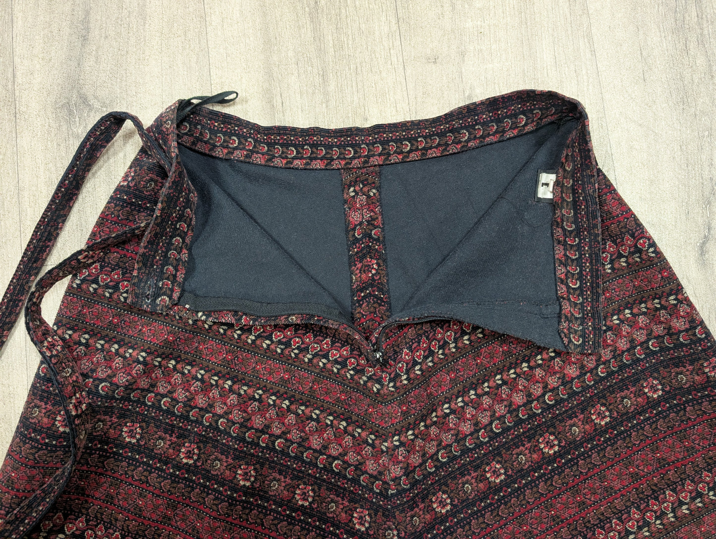 1970s needlecord skirt with belt - 26" waist