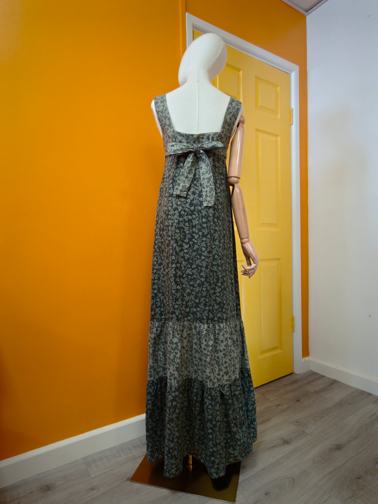 1970s Shelana green floral tiered cotton dress - XS/S/6/8