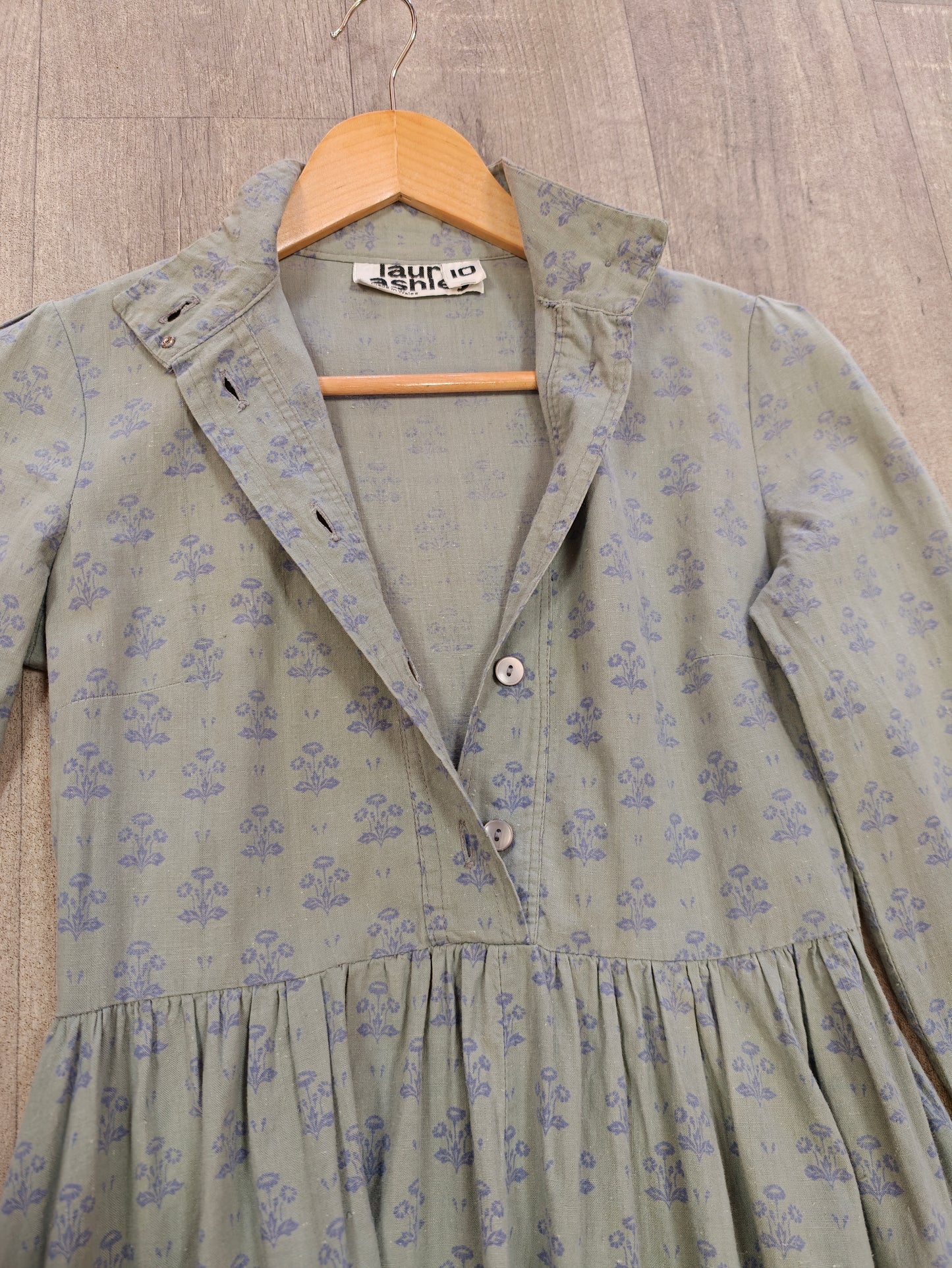 1970s Laura Ashley made in Wales cotton maxi dress & belt - XS