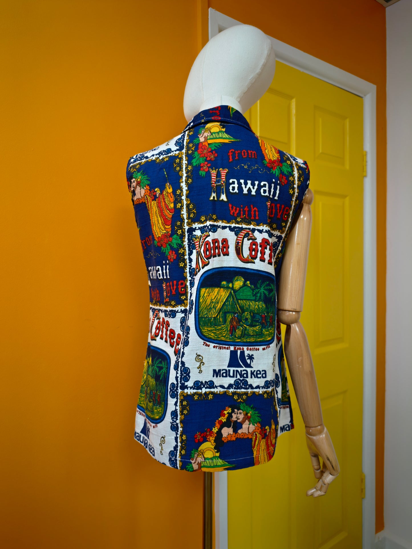1970s Hawaiian 'Kona Coffee' novelty print top - S