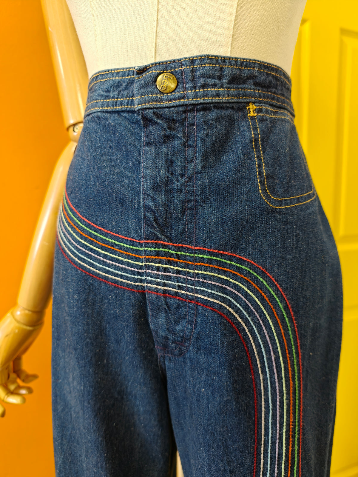 Iconic 1970s Lee rainbow jeans - 28"W 35"L