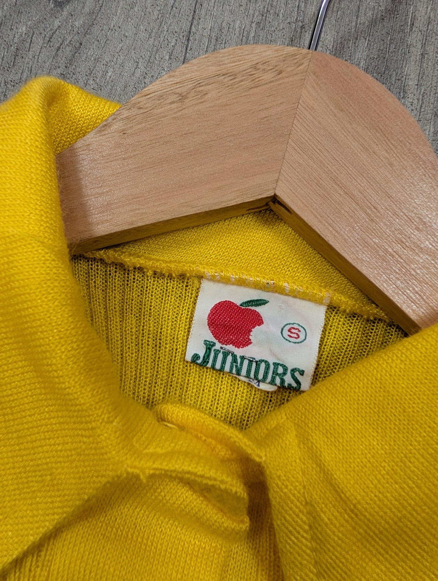 1970s yellow dagger collar shirt - XS/S