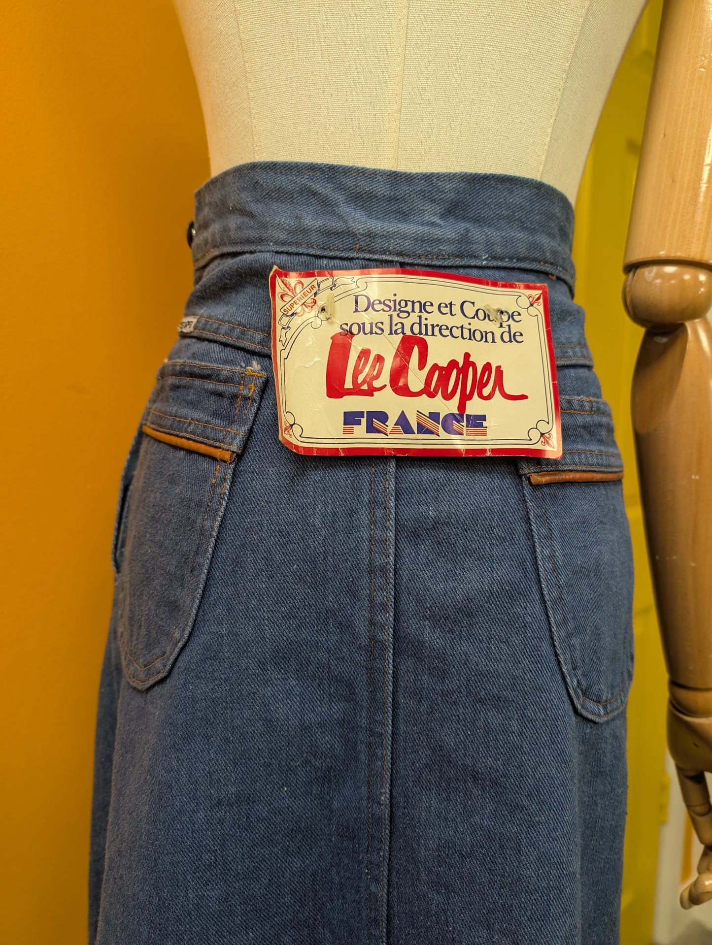 Deadstock 1970s Lee Cooper denim skirt - 23" waist