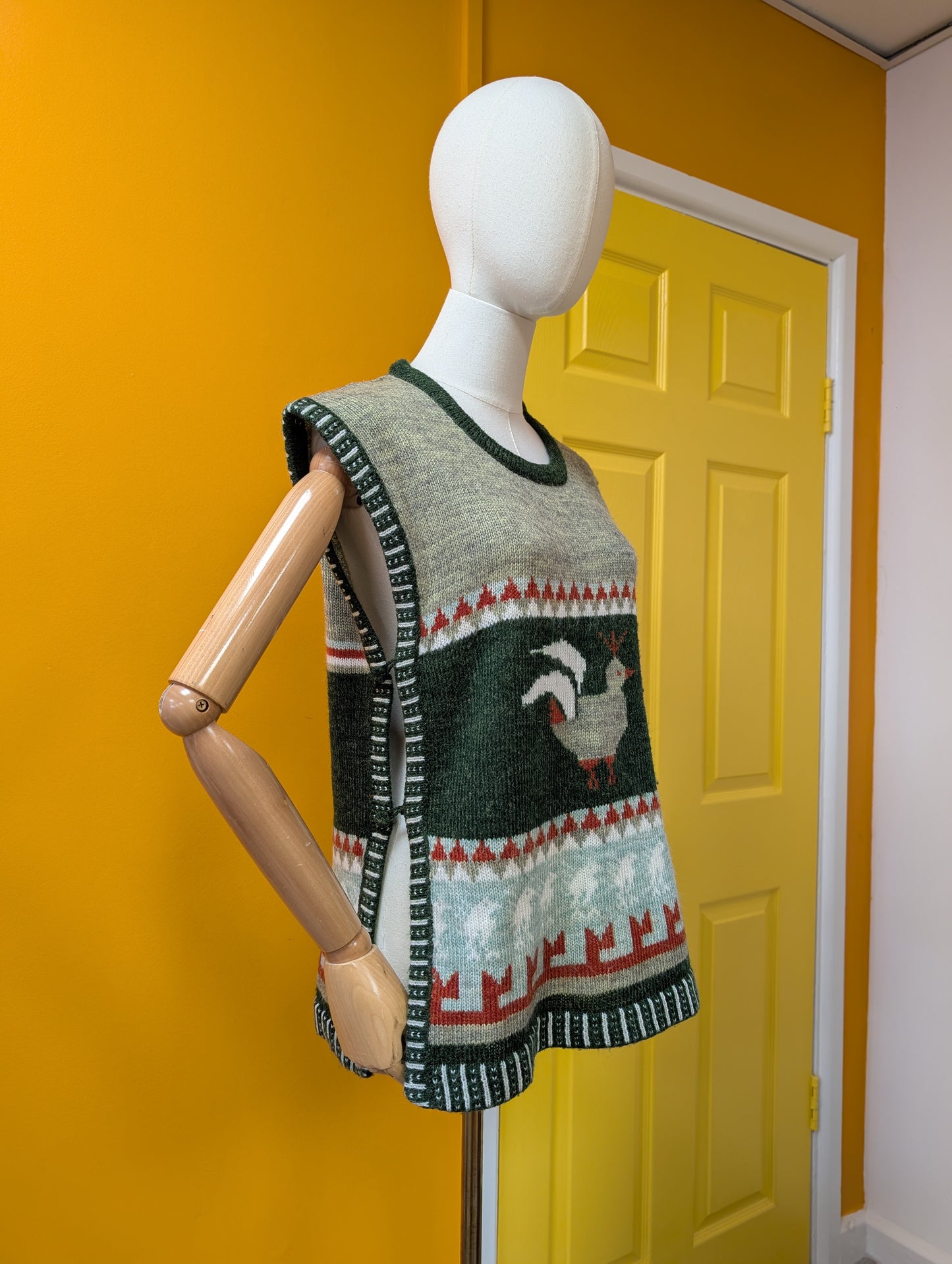 1970s Debenhams novelty acrylic tabard