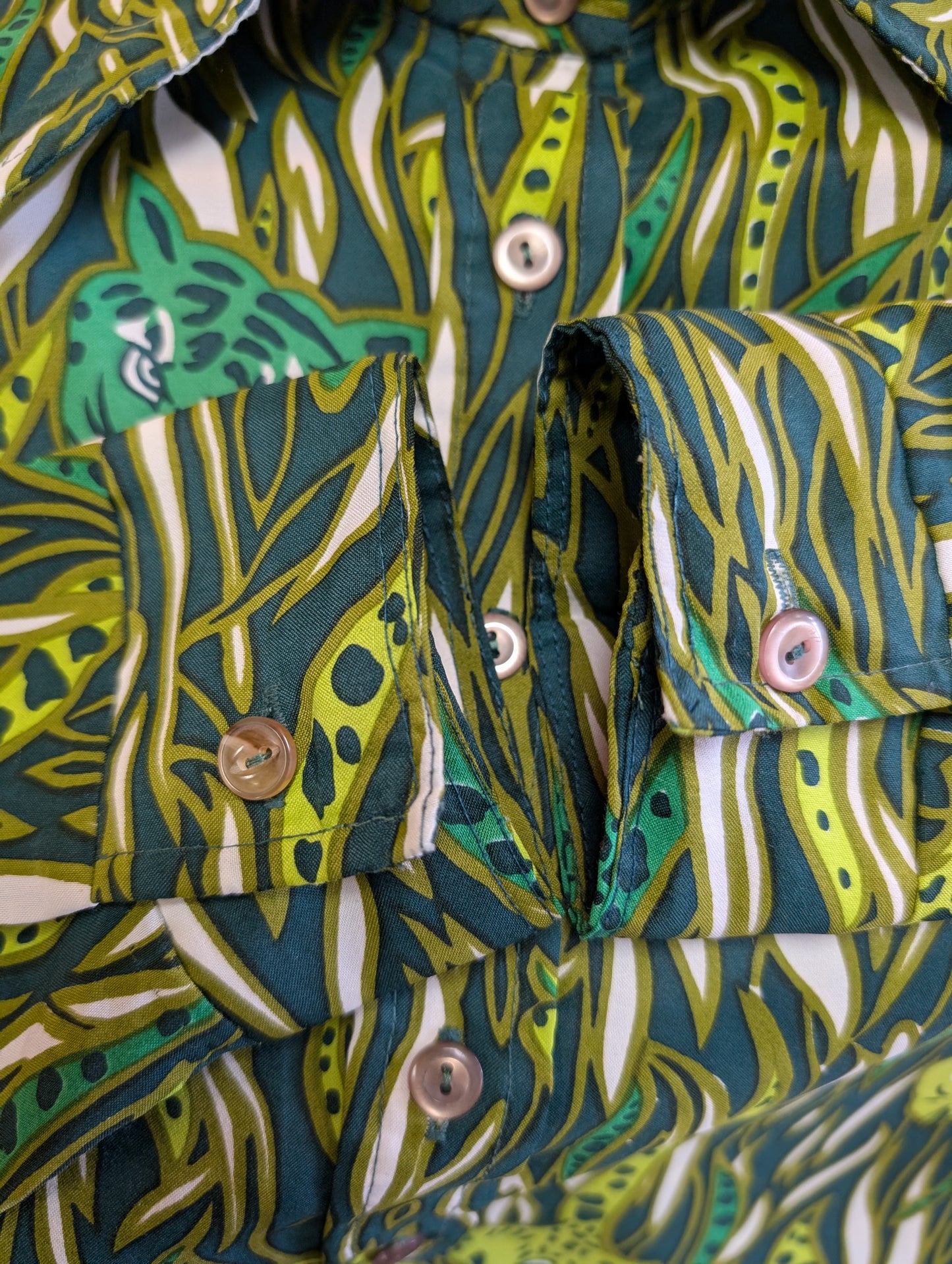 1970s green novelty print tiger shirt - S/M