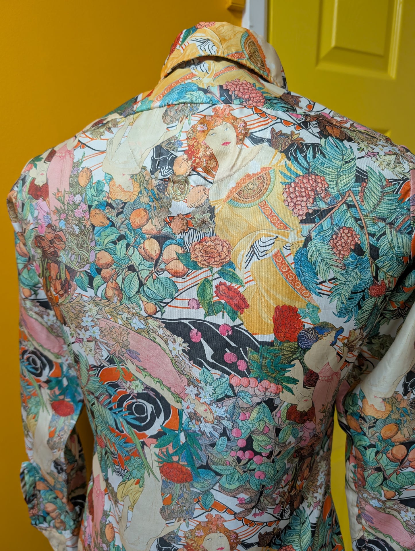 1970s Jason Earl novelty Alphonse Mucha print shirt