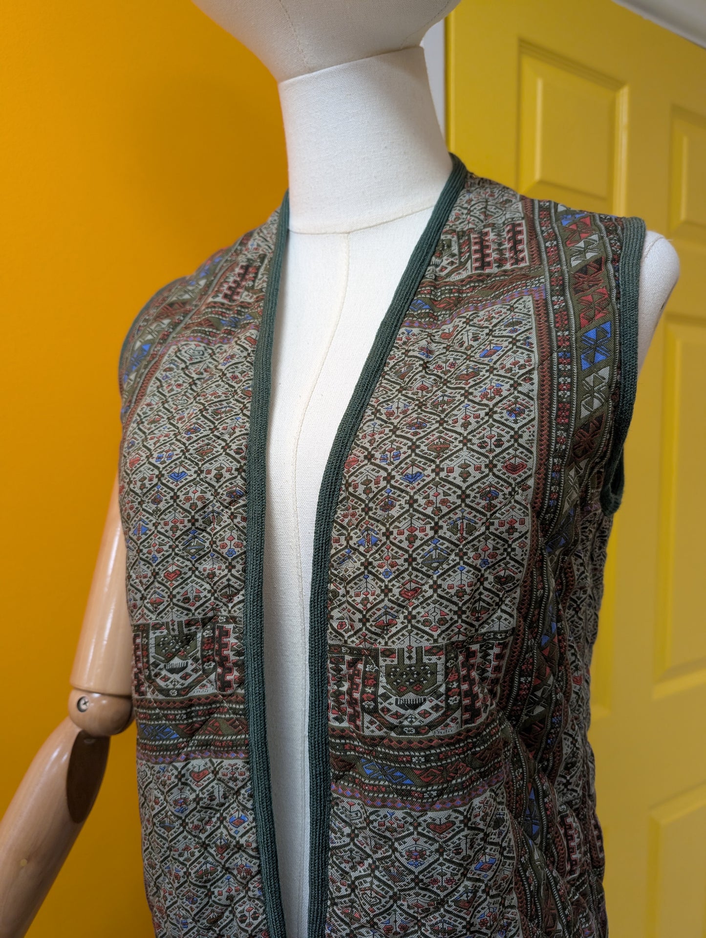 1970s Ditto green quilted waistcoat - S