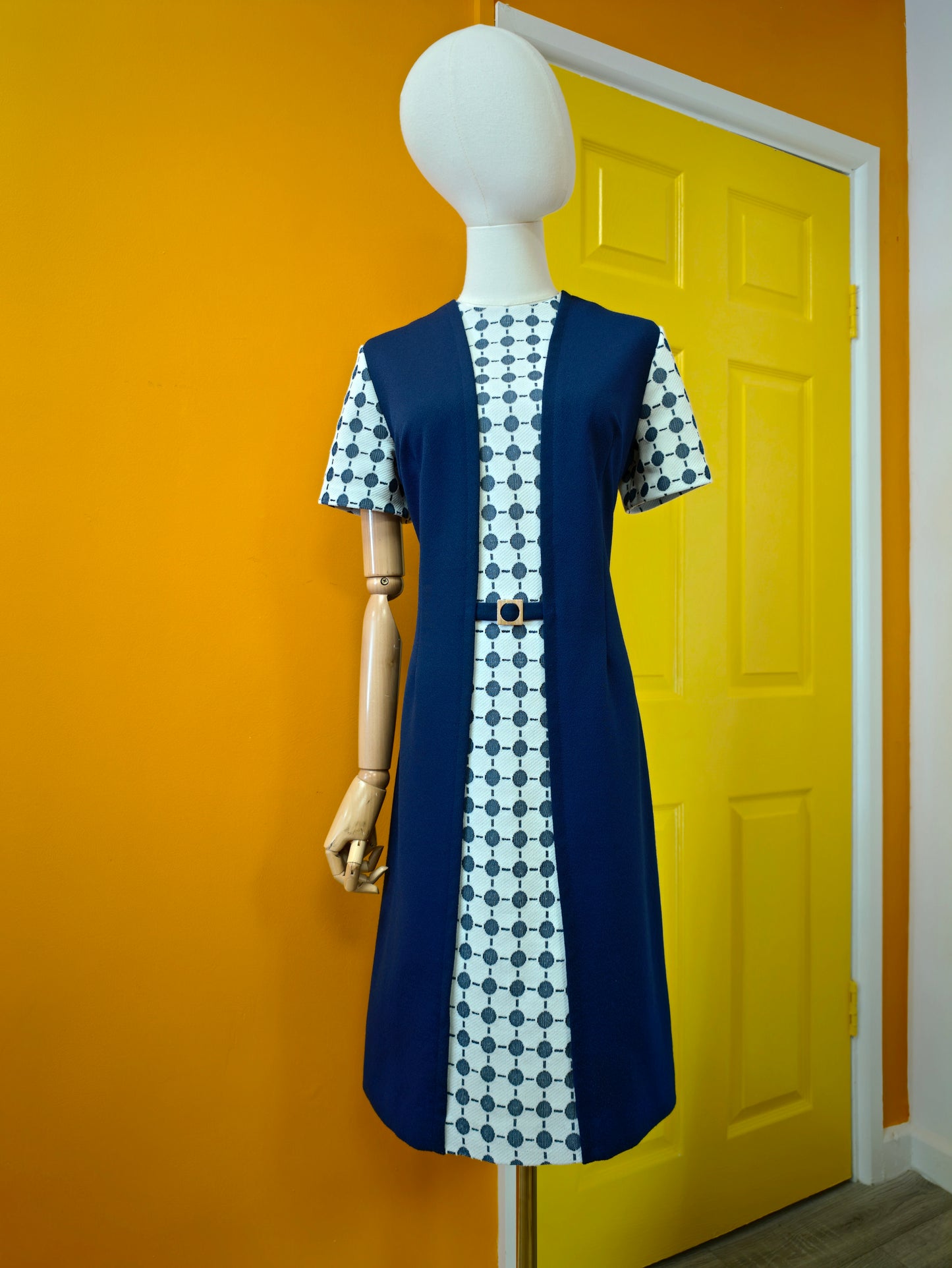 1960s Leygil navy blue crimplene dress - M/14