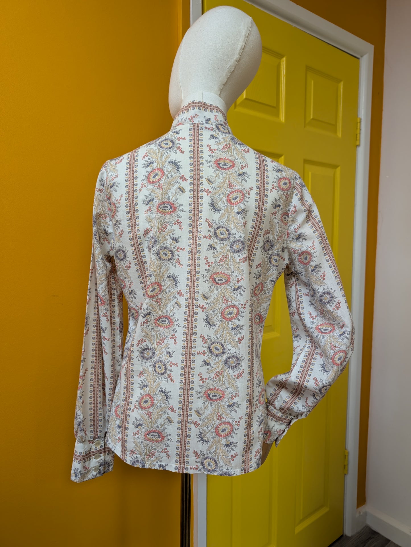 1970s pussy bow blouse -S/M
