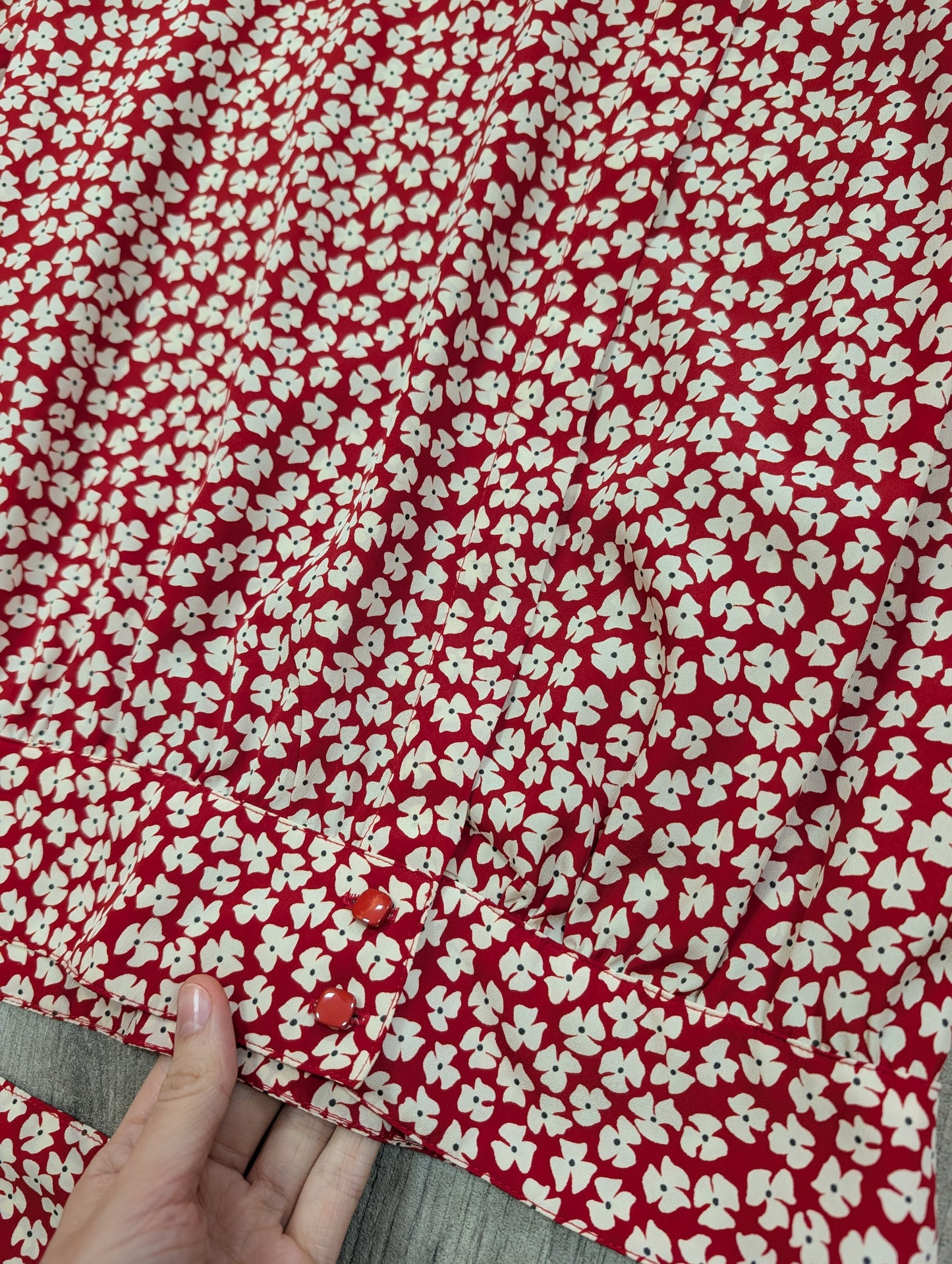 1980s Windsmoor red floral blouse with scarf - S/M