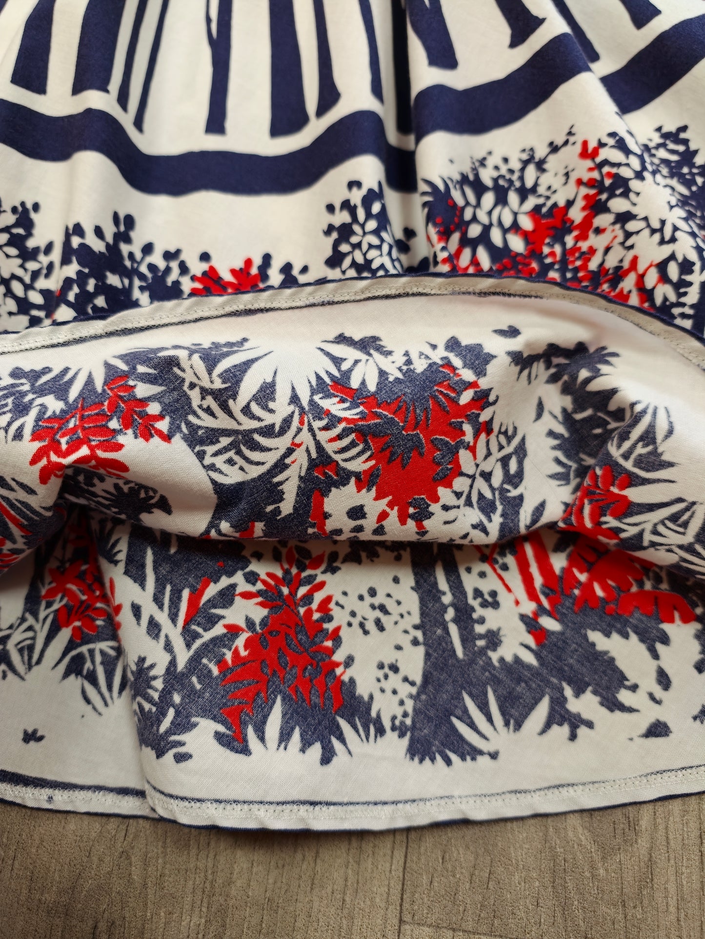 1980s novelty print full circle cotton skirt - 24" waist
