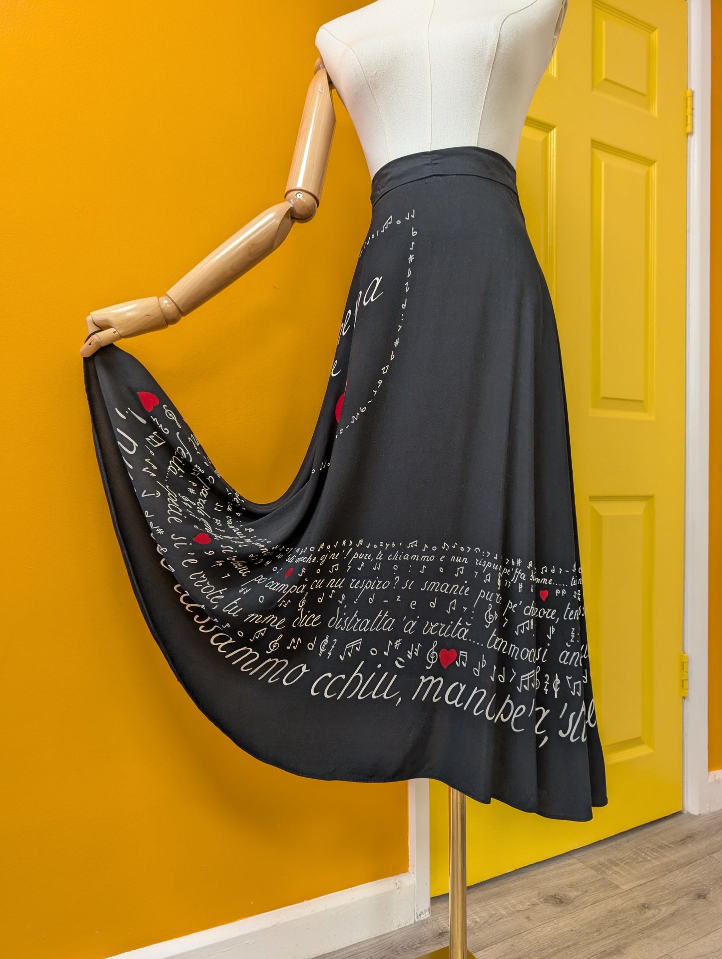 1950s novelty Anema e Core rayon skirt - 25" waist