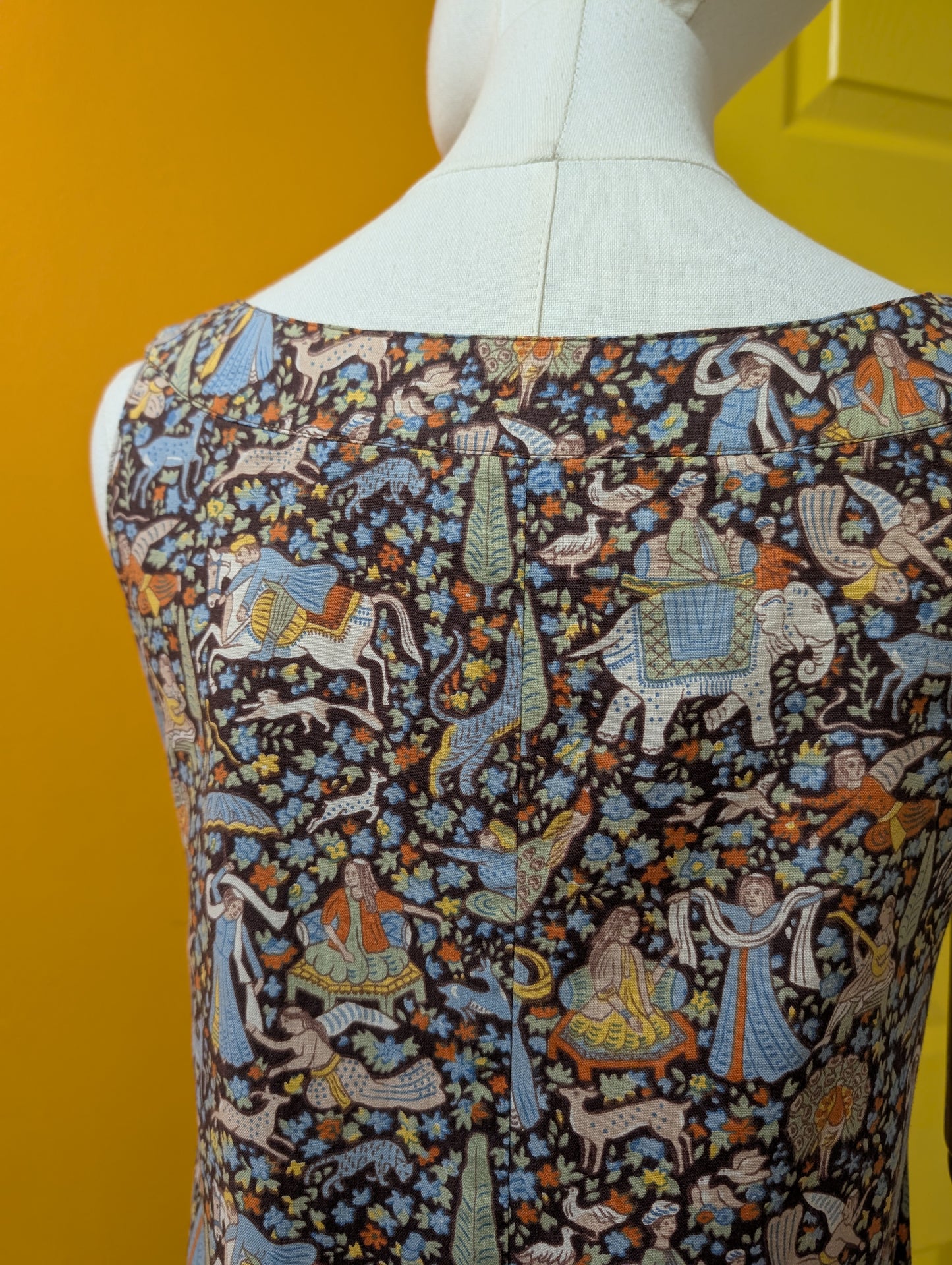 1960s Warrender Liberty fabric novelty print cotton dress - S/8